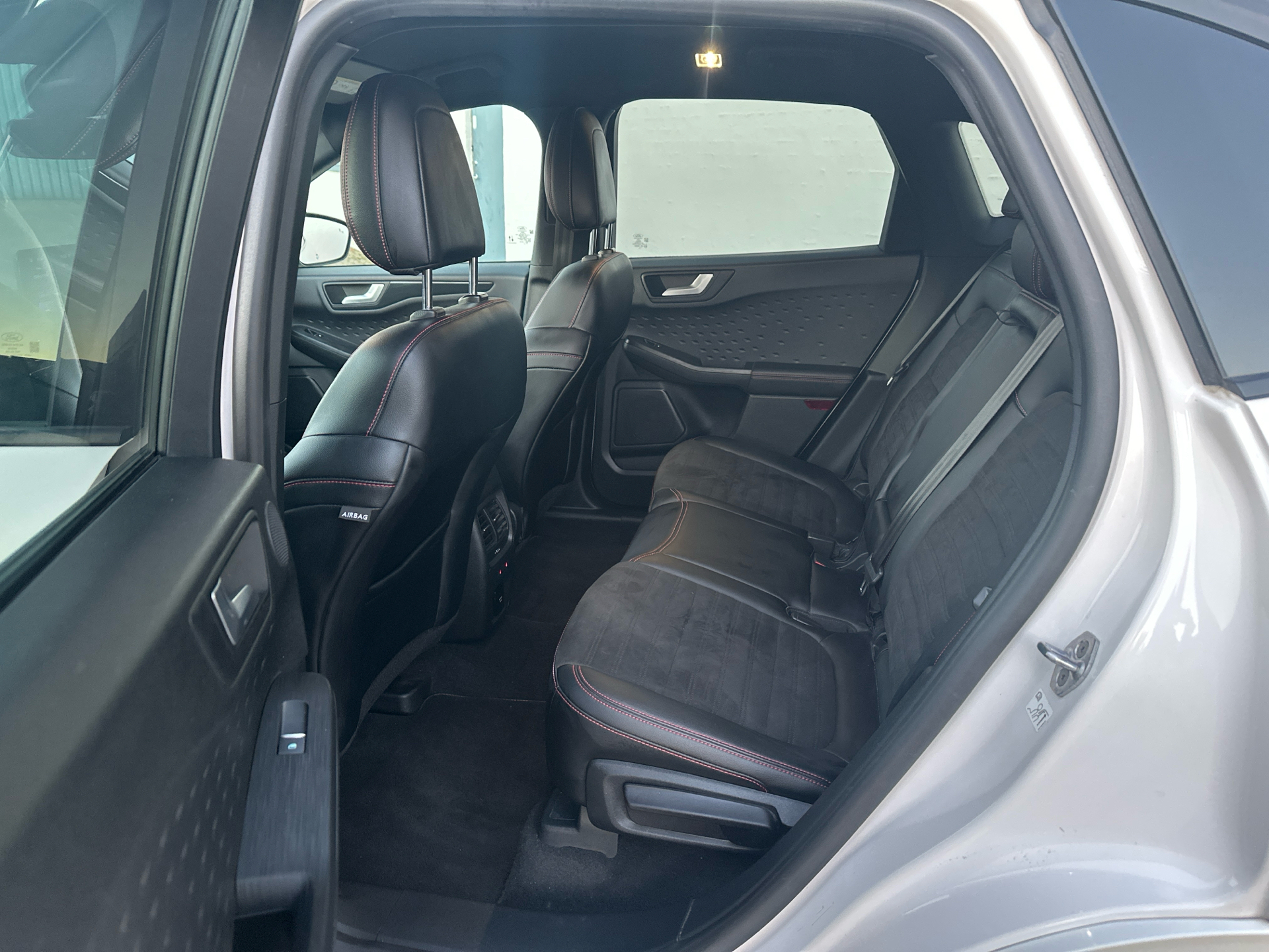 Billede af Ford Kuga 2,5 Plugin-hybrid ST-Line X CVT 225HK 5d Trinl. Gear