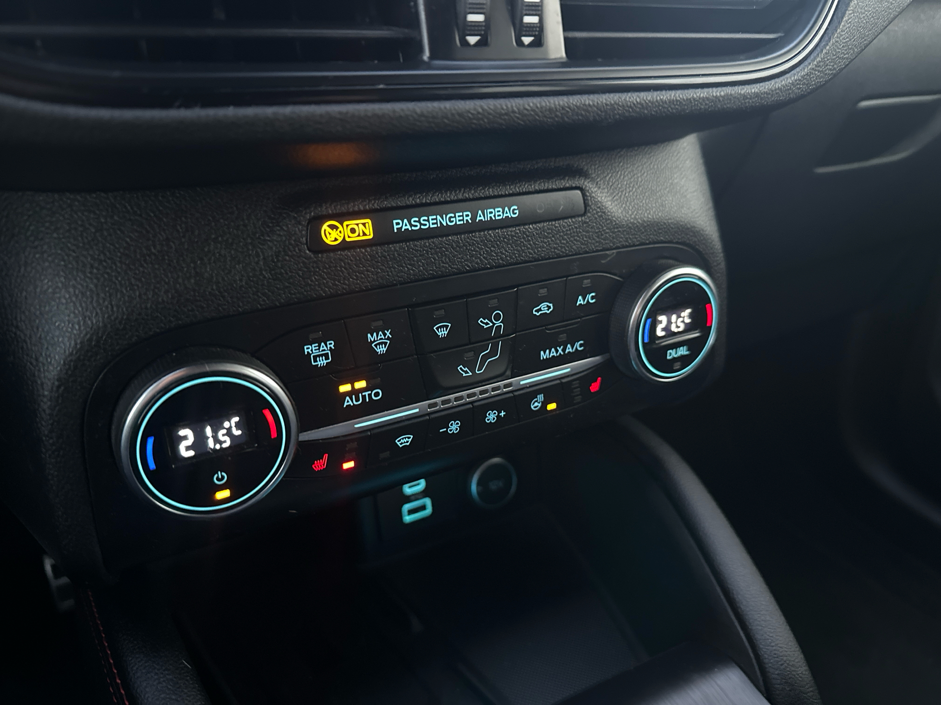 Billede af Ford Kuga 2,5 Plugin-hybrid ST-Line X CVT 225HK 5d Trinl. Gear