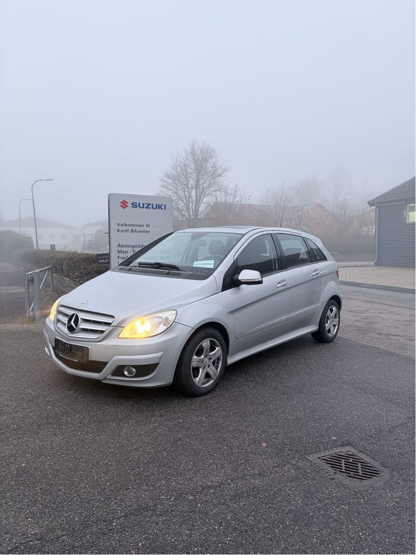 Billede af Mercedes-Benz B200 2,0 136HK 5d