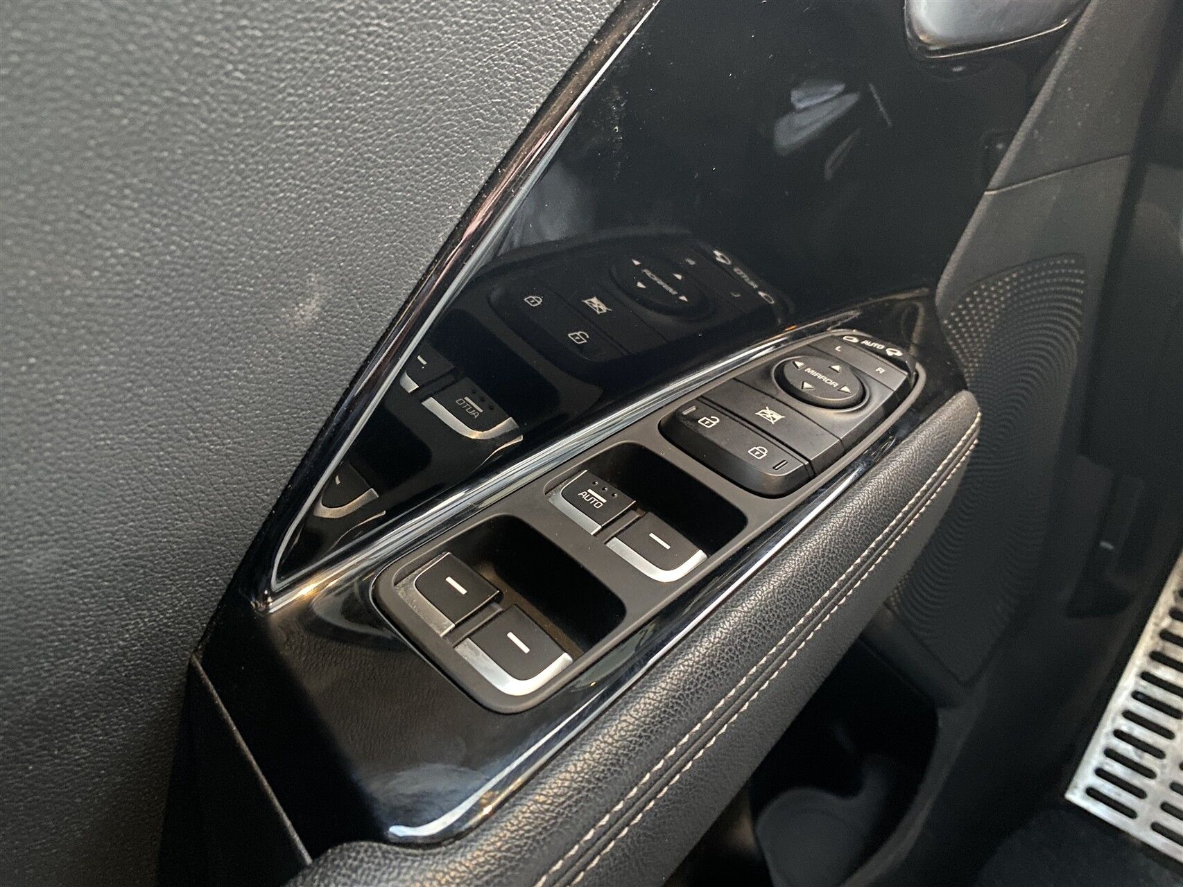 Billede af Kia Niro 1,6 GDI PHEV  Plugin-hybrid Advance DCT 141HK 5d 6g Aut.