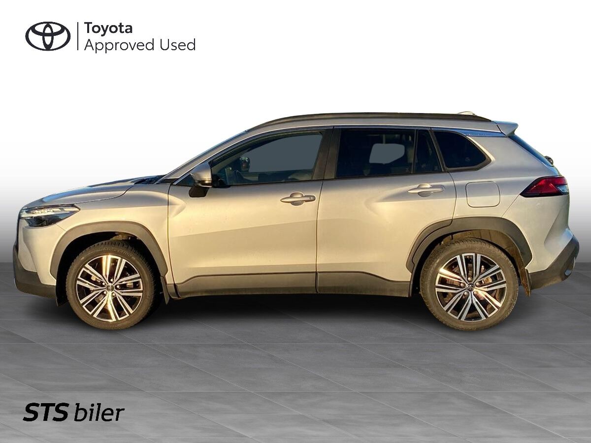 Billede af Toyota Corolla Cross 2,0 Hybrid Style Comfort E-CVT 197HK 5d Aut.