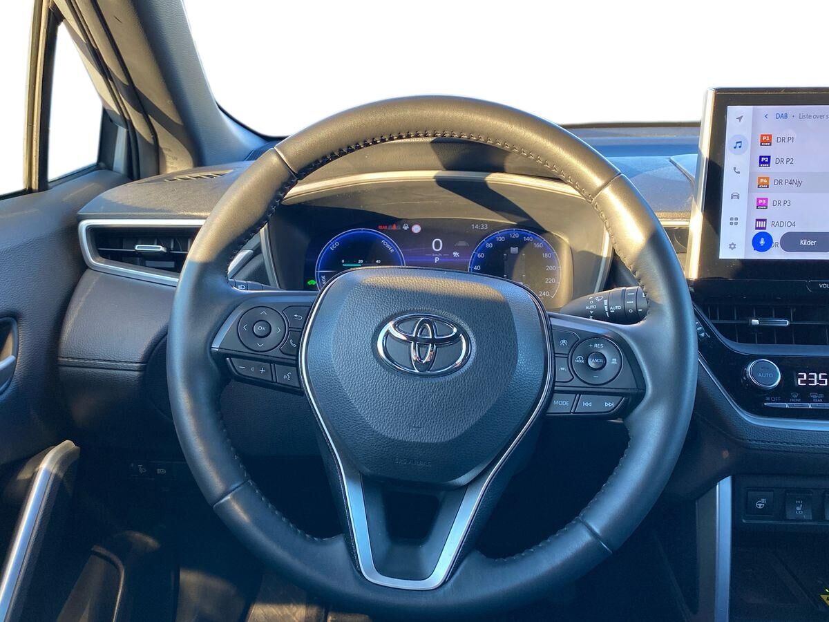 Billede af Toyota Corolla Cross 2,0 Hybrid Style Comfort E-CVT 197HK 5d Aut.