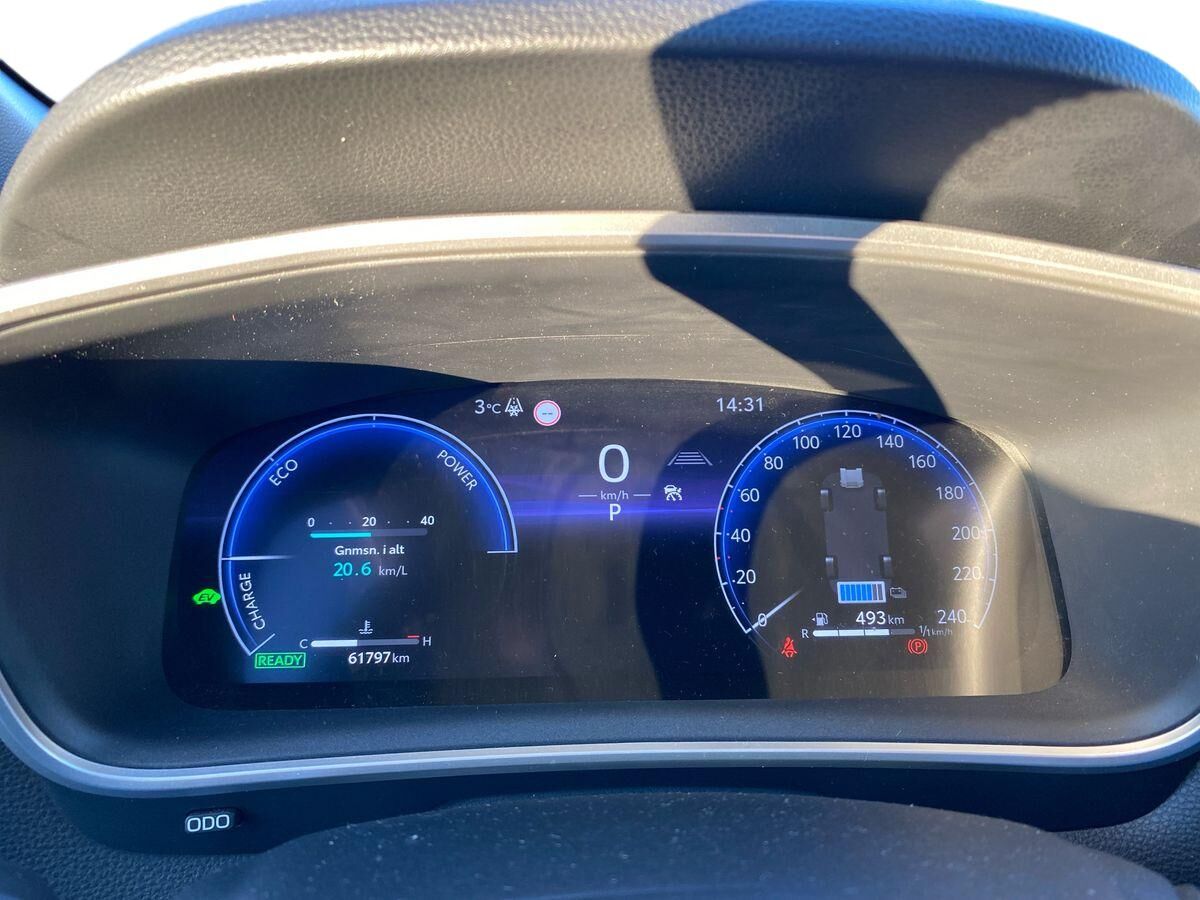 Billede af Toyota Corolla Cross 2,0 Hybrid Style Comfort E-CVT 197HK 5d Aut.