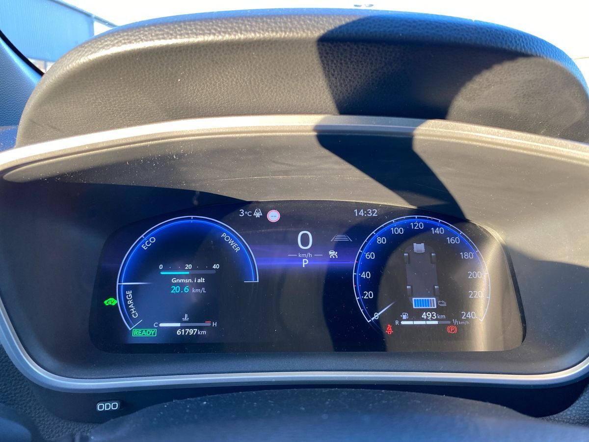 Billede af Toyota Corolla Cross 2,0 Hybrid Style Comfort E-CVT 197HK 5d Aut.