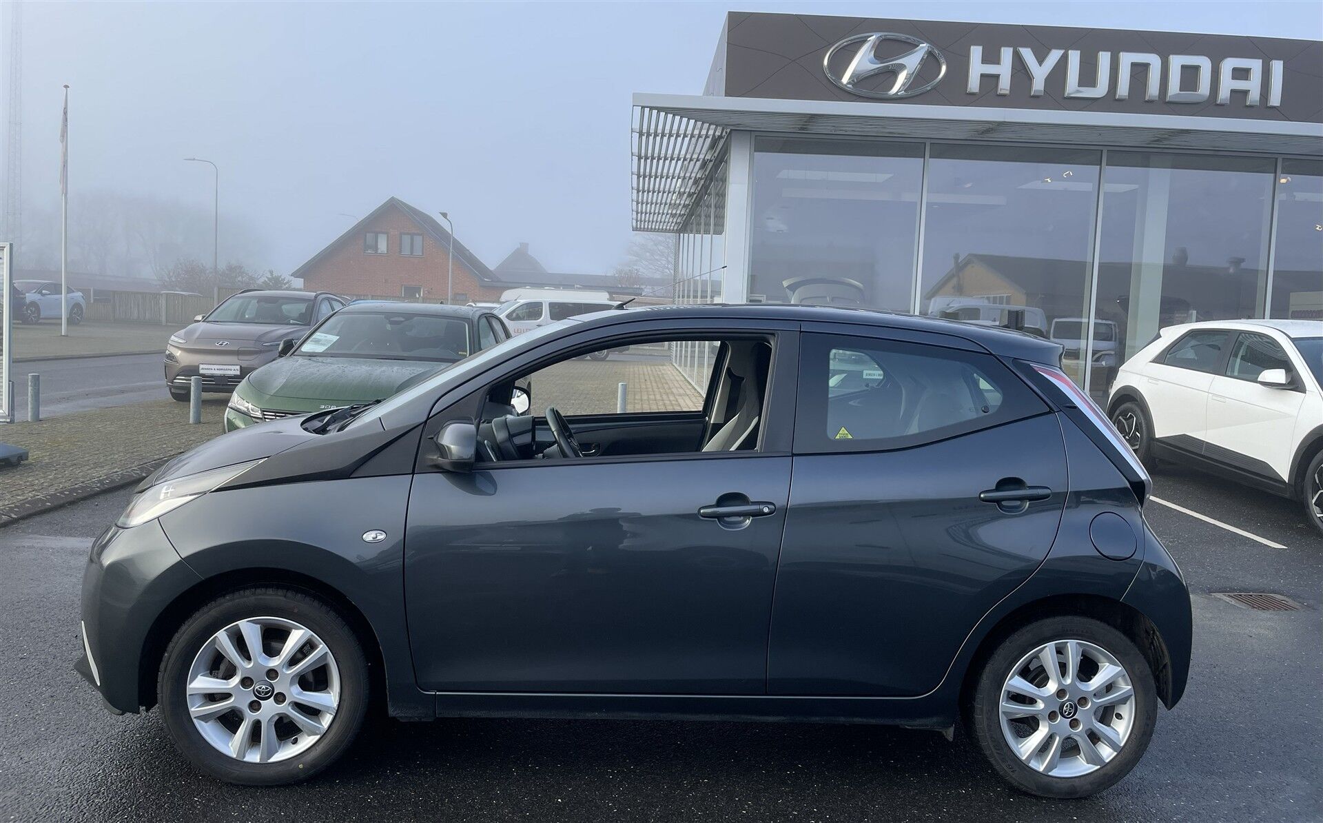 Billede af Toyota Aygo 1,0 VVT-I X-Play + Plus pakke X-Shift 69HK 5d Aut.