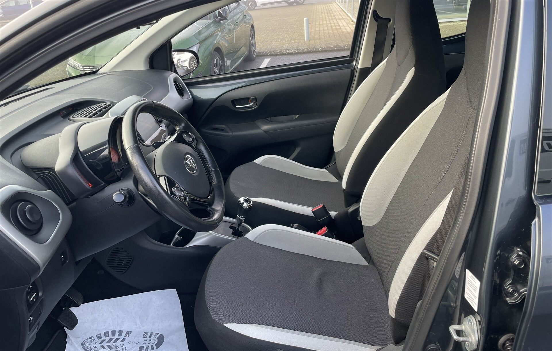 Billede af Toyota Aygo 1,0 VVT-I X-Play + Plus pakke X-Shift 69HK 5d Aut.