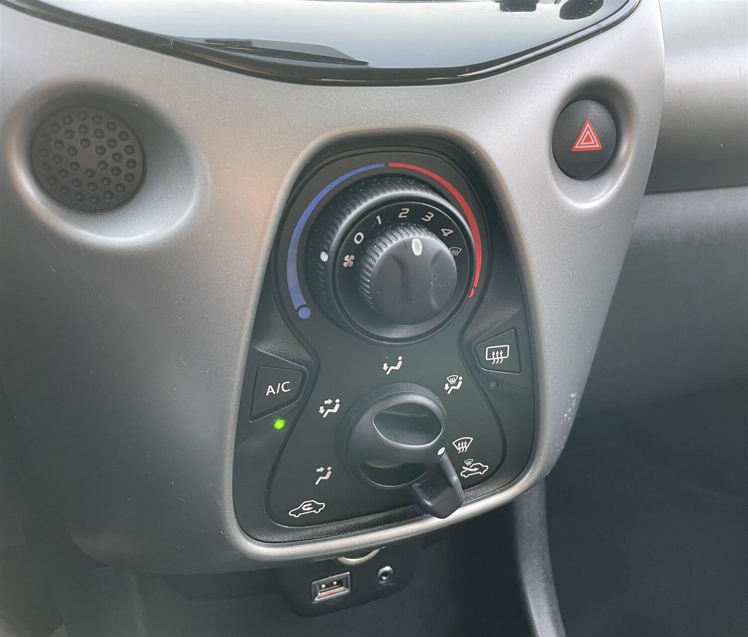 Billede af Toyota Aygo 1,0 VVT-I X-Play + Plus pakke X-Shift 69HK 5d Aut.