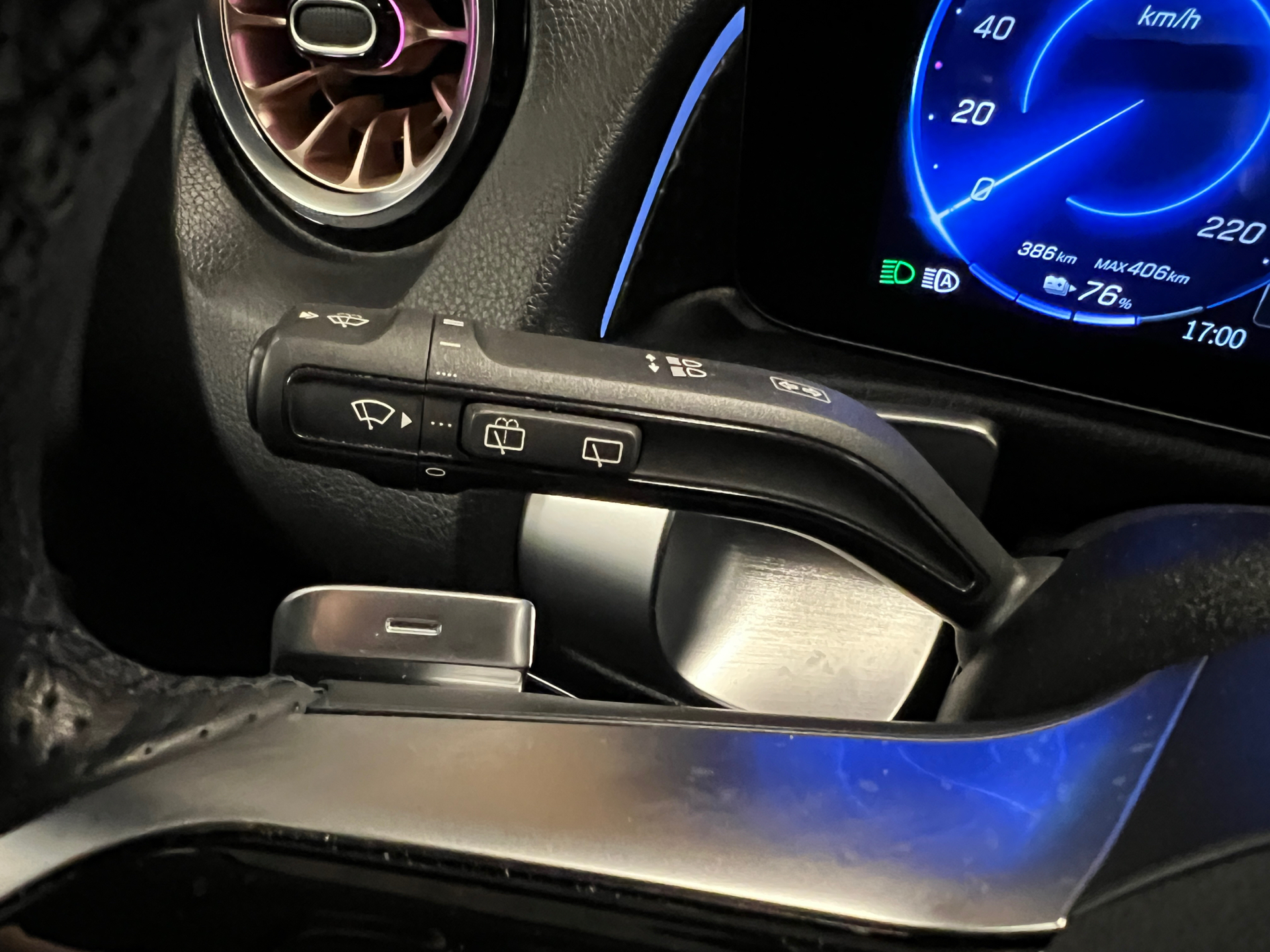 Billede af Mercedes-Benz EQB 250+ EL Progressive 190HK 5d Aut.