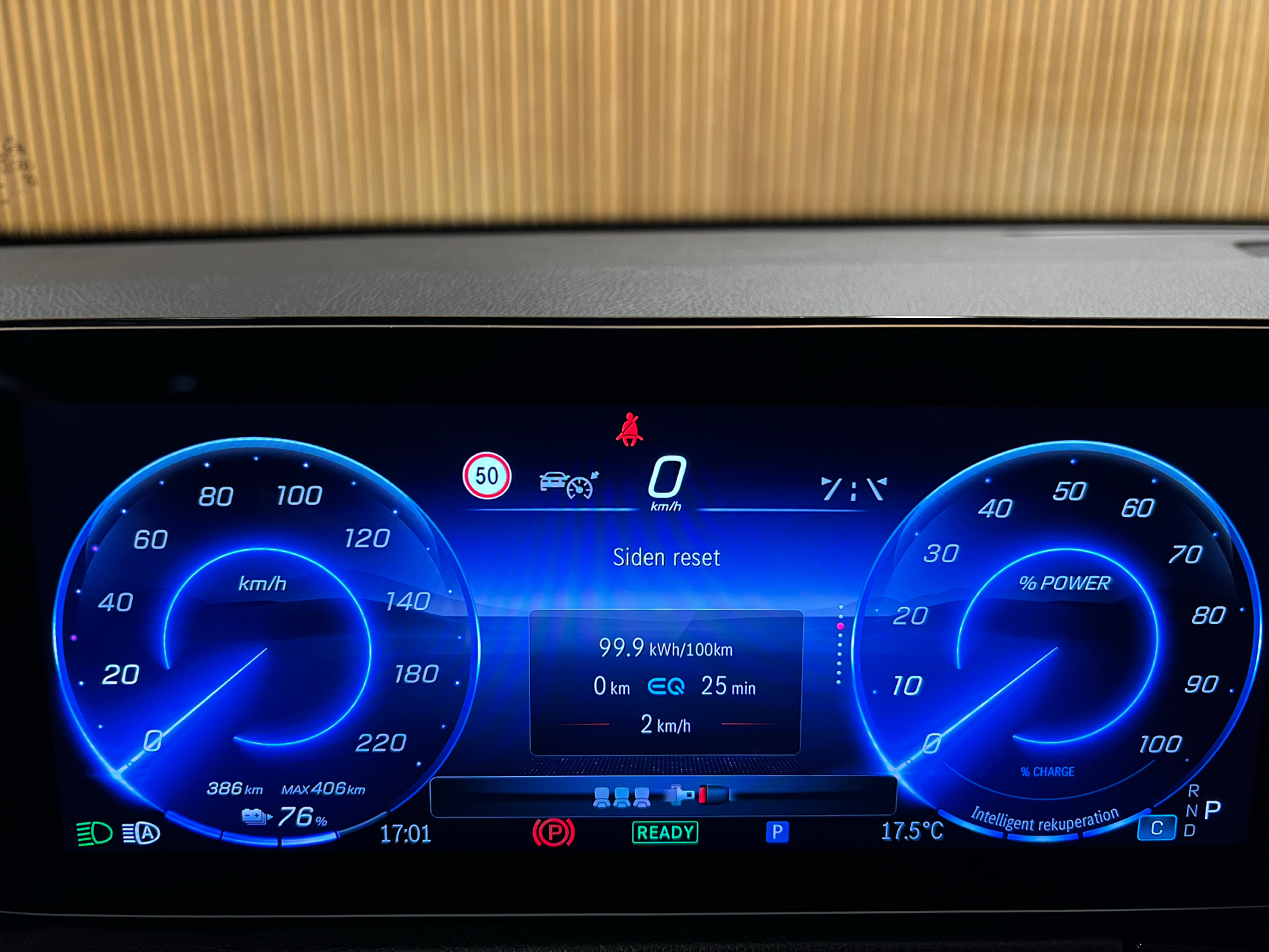 Billede af Mercedes-Benz EQB 250+ EL Progressive 190HK 5d Aut.