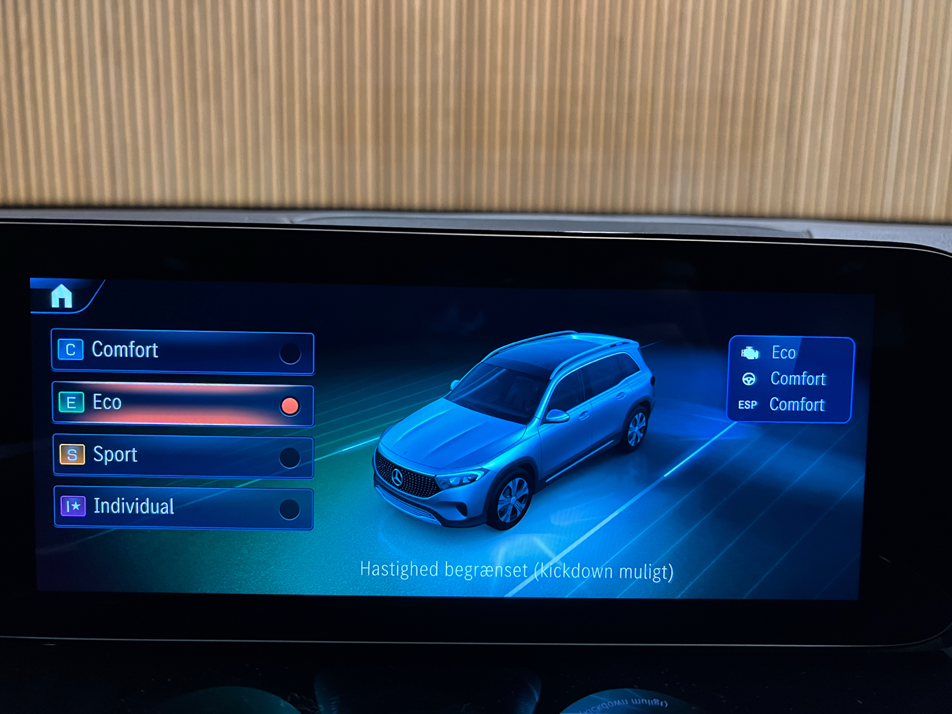 Billede af Mercedes-Benz EQB 250+ EL Progressive 190HK 5d Aut.