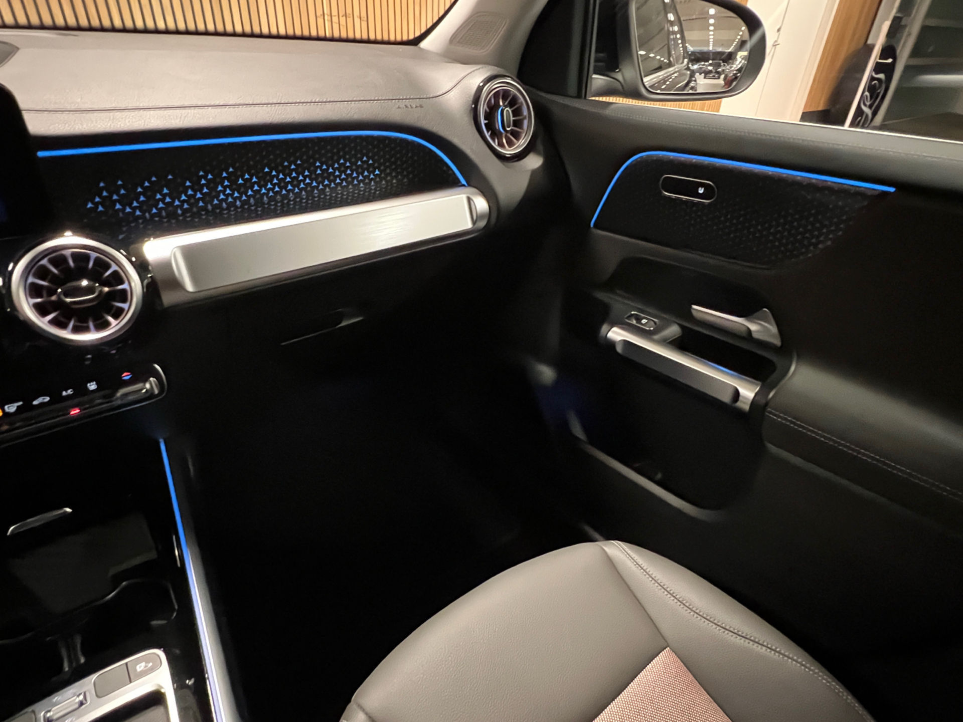 Billede af Mercedes-Benz EQB 250+ EL Progressive 190HK 5d Aut.