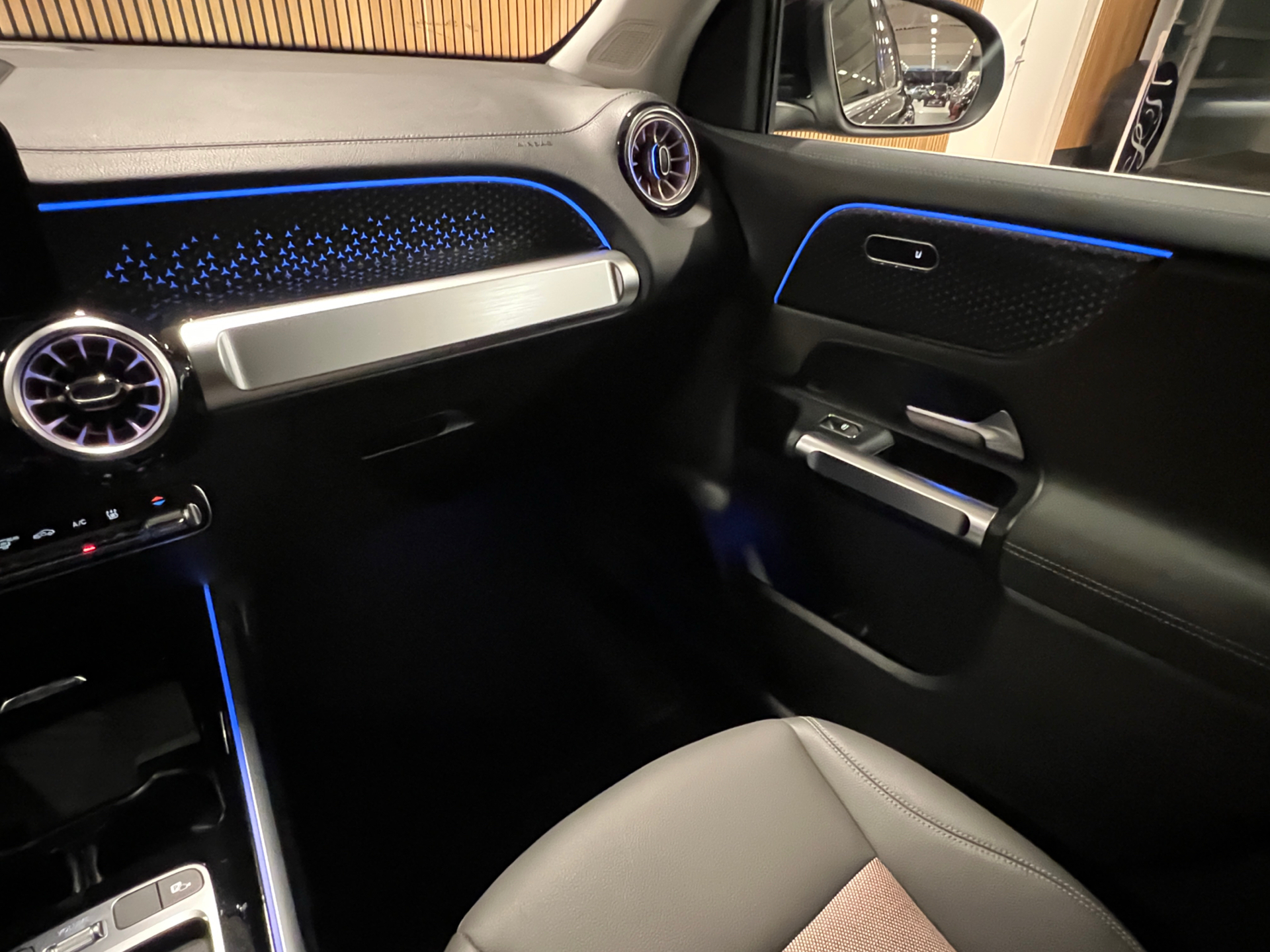 Billede af Mercedes-Benz EQB 250+ EL Progressive 190HK 5d Aut.