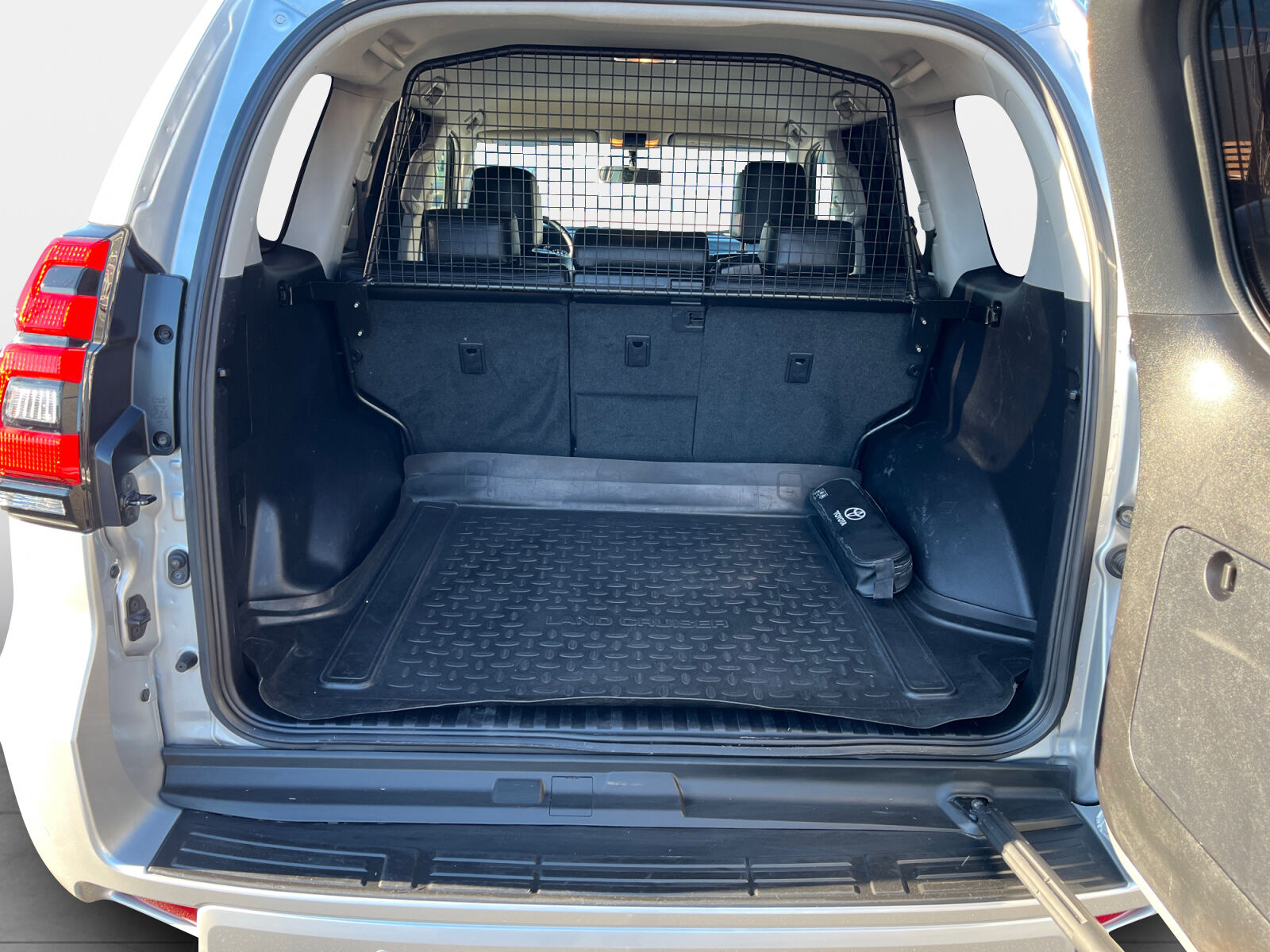 Billede af Toyota Landcruiser 5 pers. 2,8 D-4D T3 4x4 177HK 5d Aut.