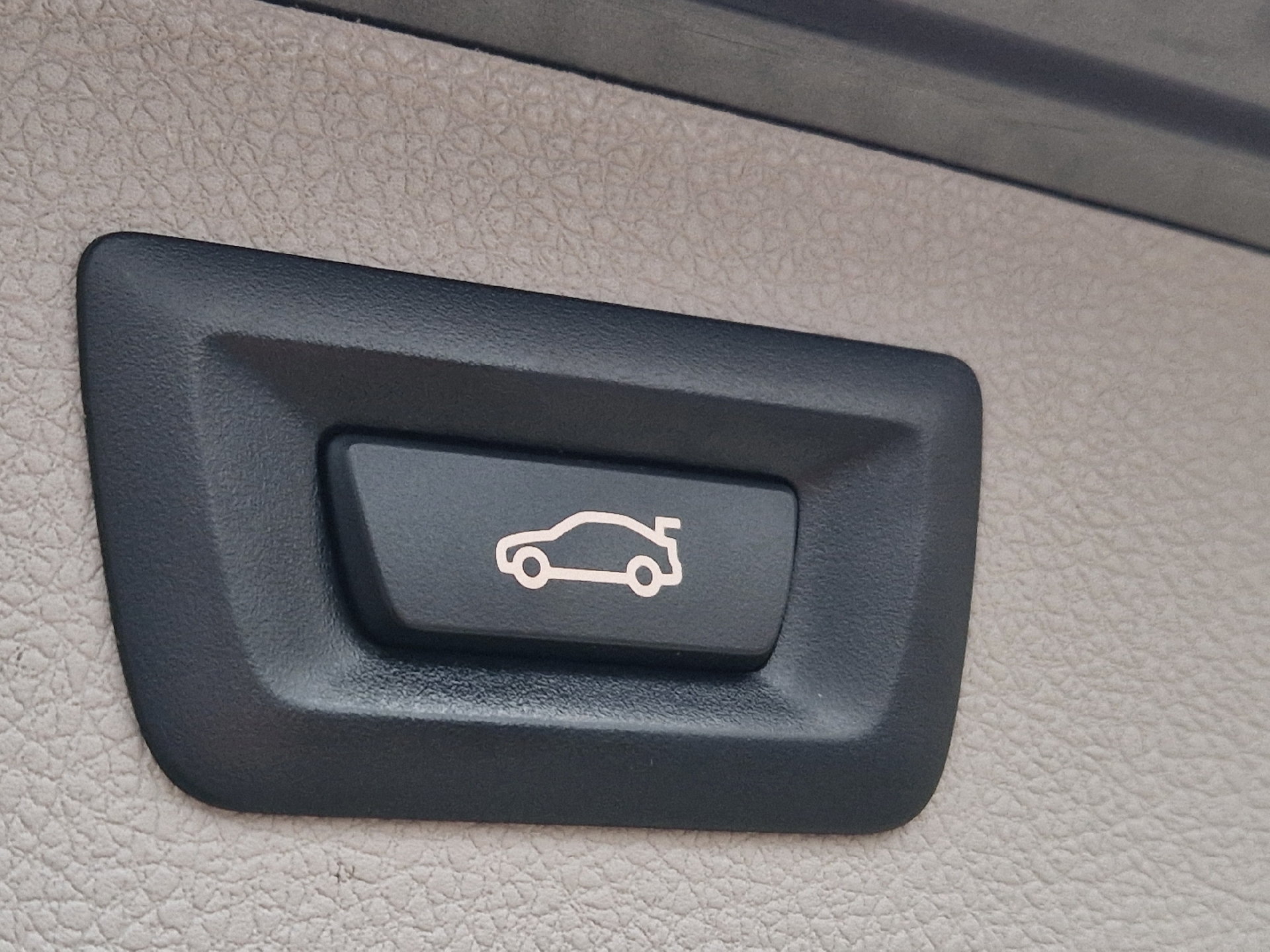 Billede af BMW 320i Touring 2,0 Executive Steptronic 184HK Stc 8g Aut.