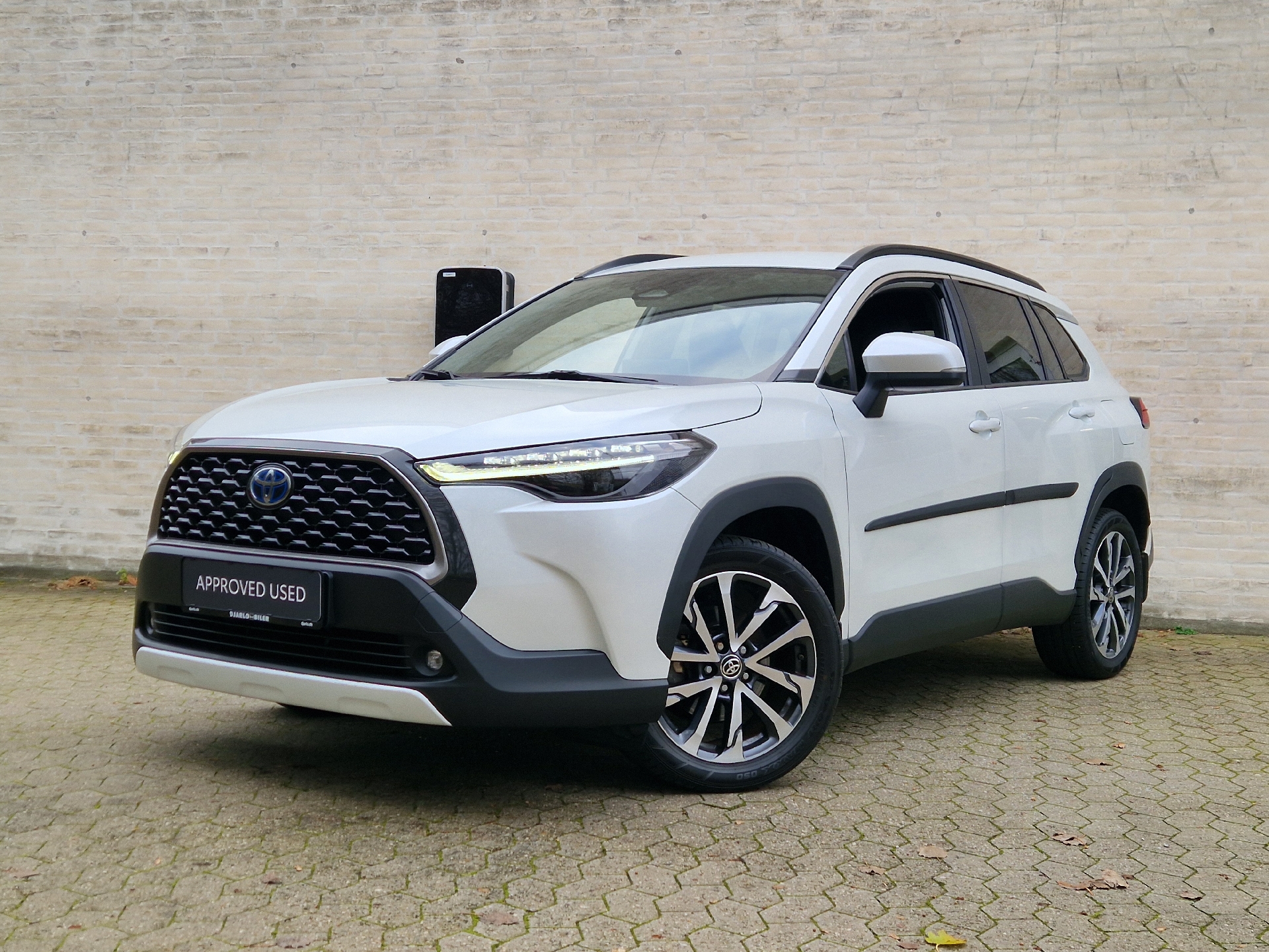 Billede af Toyota Corolla Cross 2,0 Hybrid Style E-CVT 197HK 5d Aut.