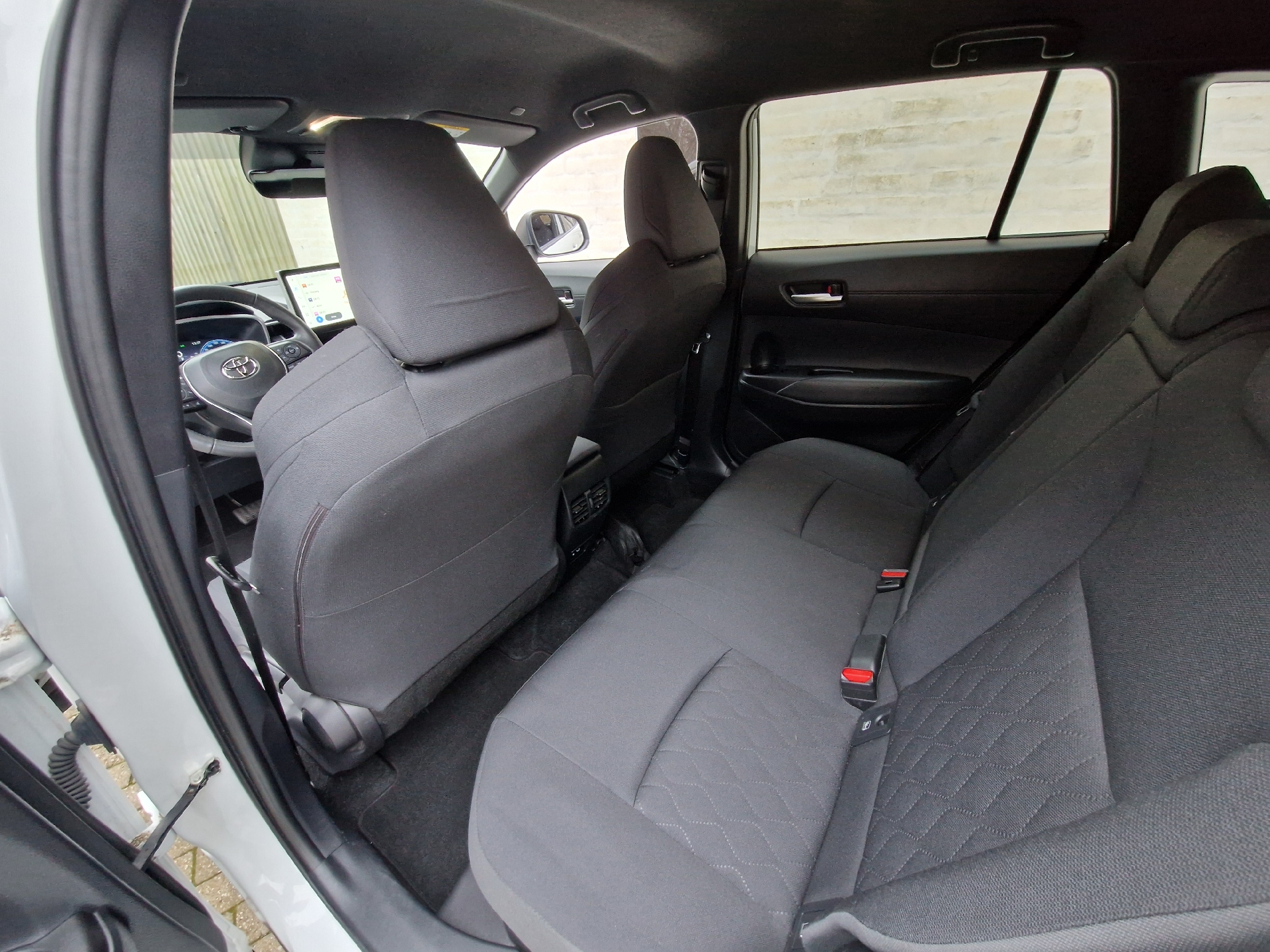 Billede af Toyota Corolla Cross 2,0 Hybrid Style E-CVT 197HK 5d Aut.