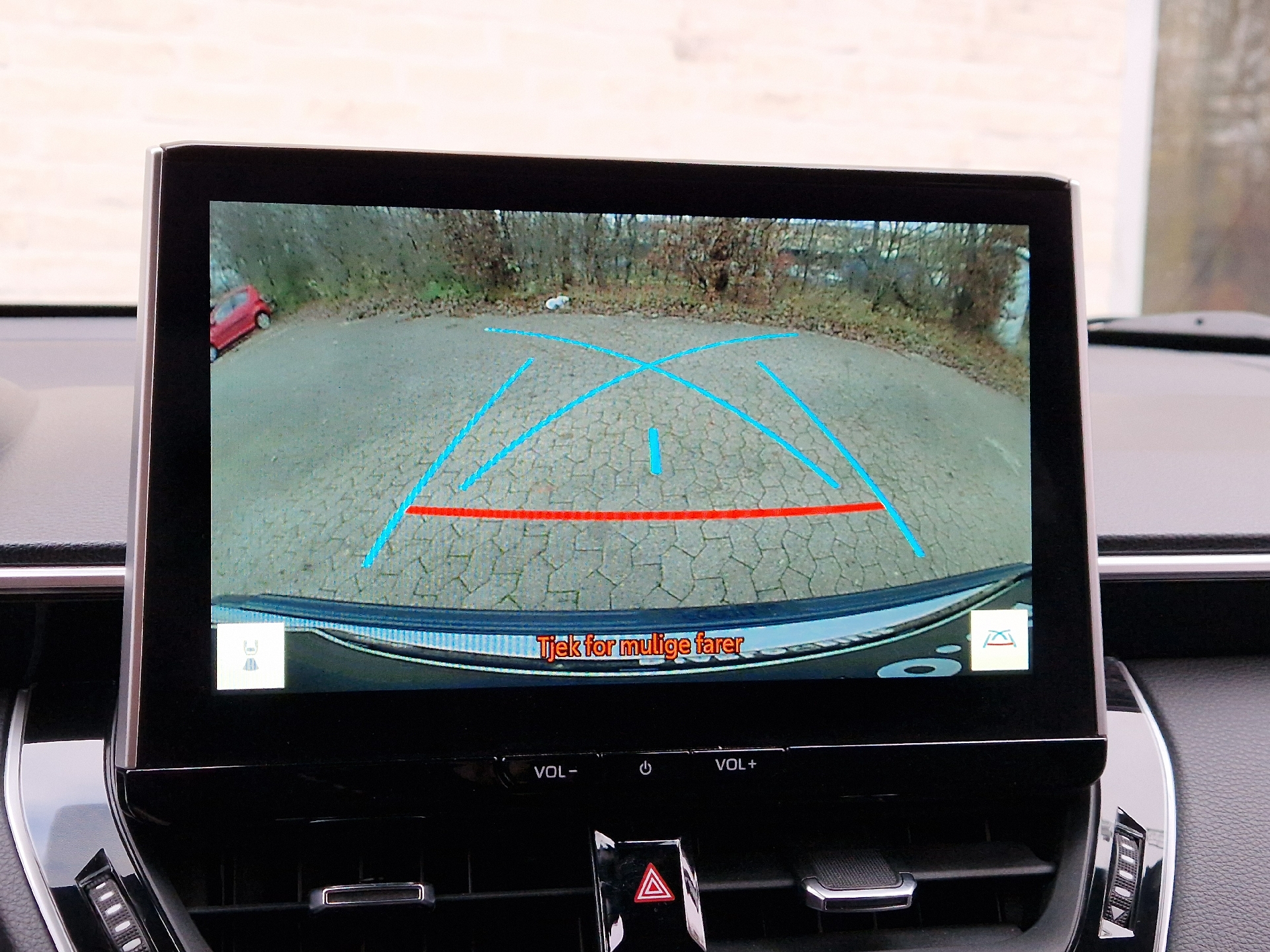 Billede af Toyota Corolla Cross 2,0 Hybrid Style E-CVT 197HK 5d Aut.