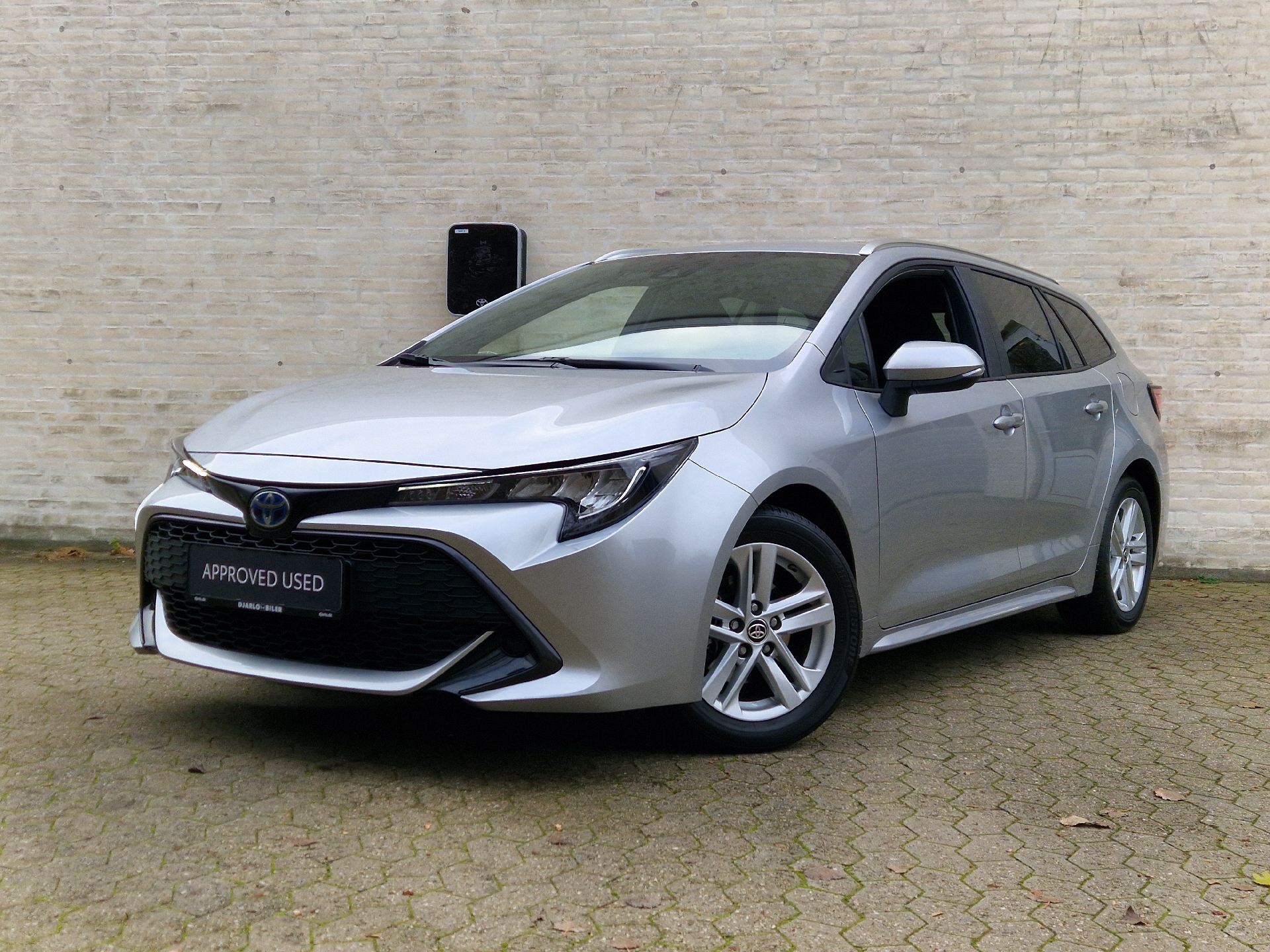 Billede af Toyota Corolla Touring Sports 1,8 Hybrid Active Smart E-CVT 122HK Stc Trinl. Gear