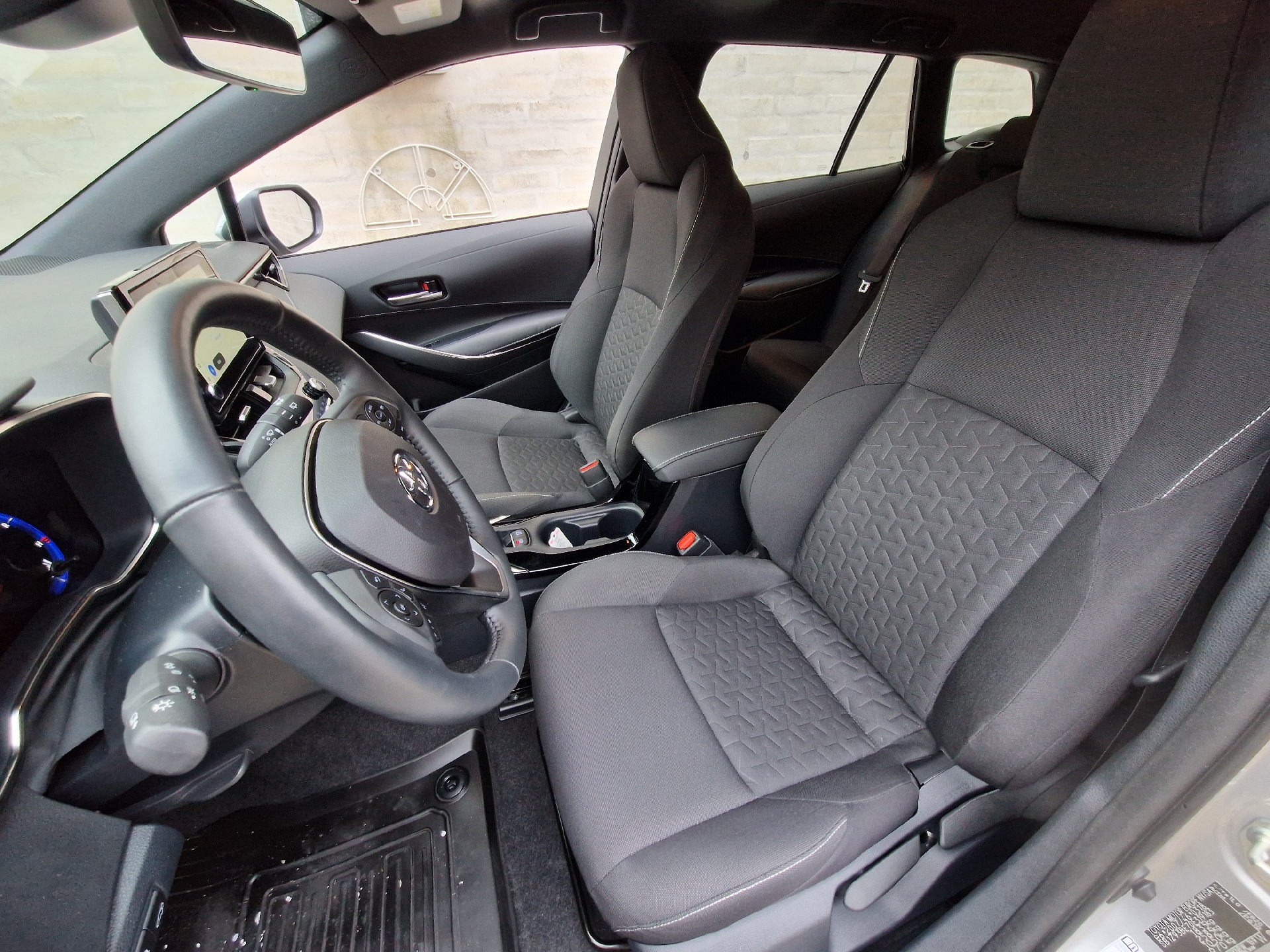 Billede af Toyota Corolla Touring Sports 1,8 Hybrid Active Smart E-CVT 122HK Stc Trinl. Gear