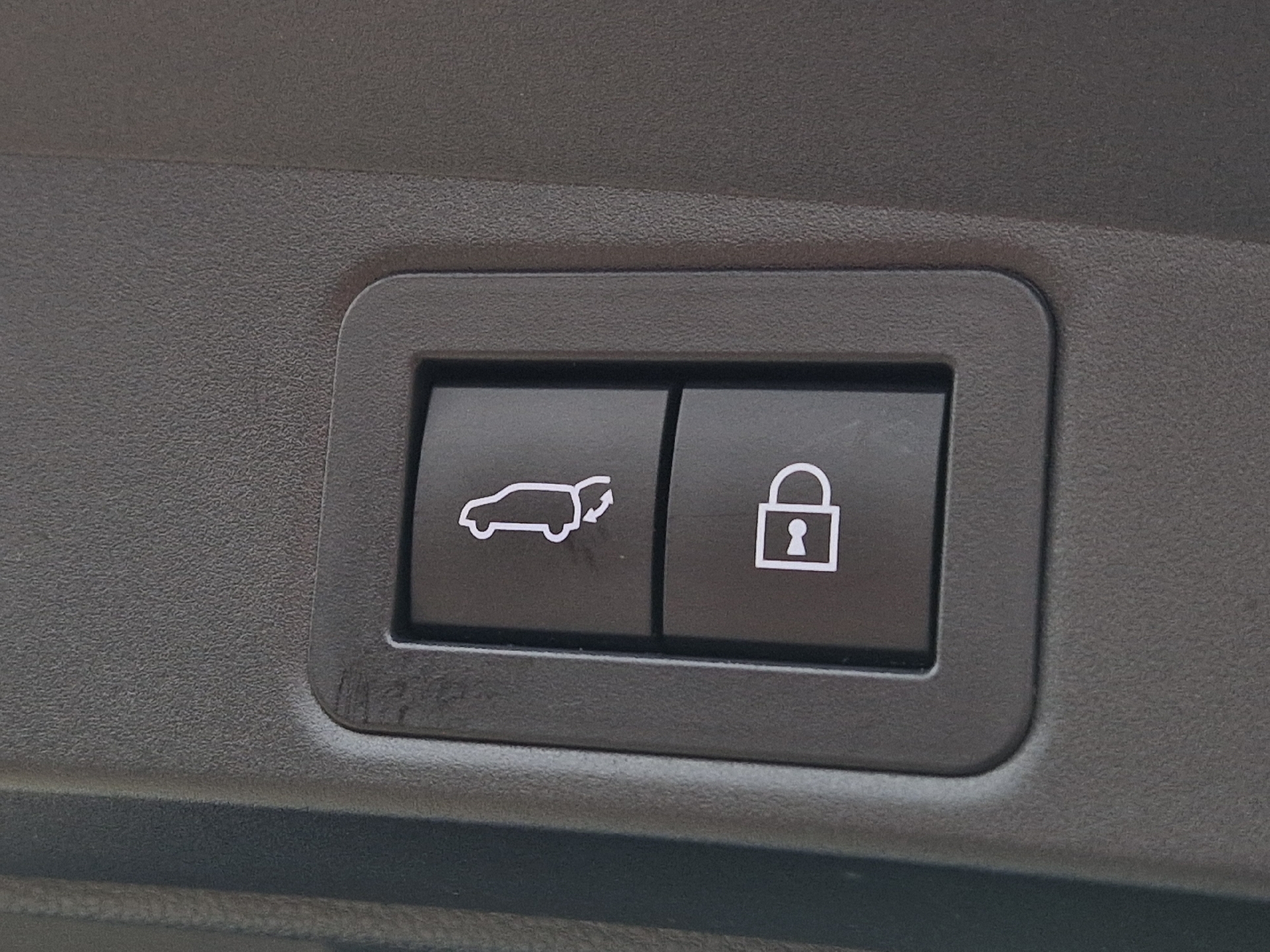 Billede af Toyota Corolla Touring Sports 1,8 Hybrid Active Smart E-CVT 122HK Stc Trinl. Gear