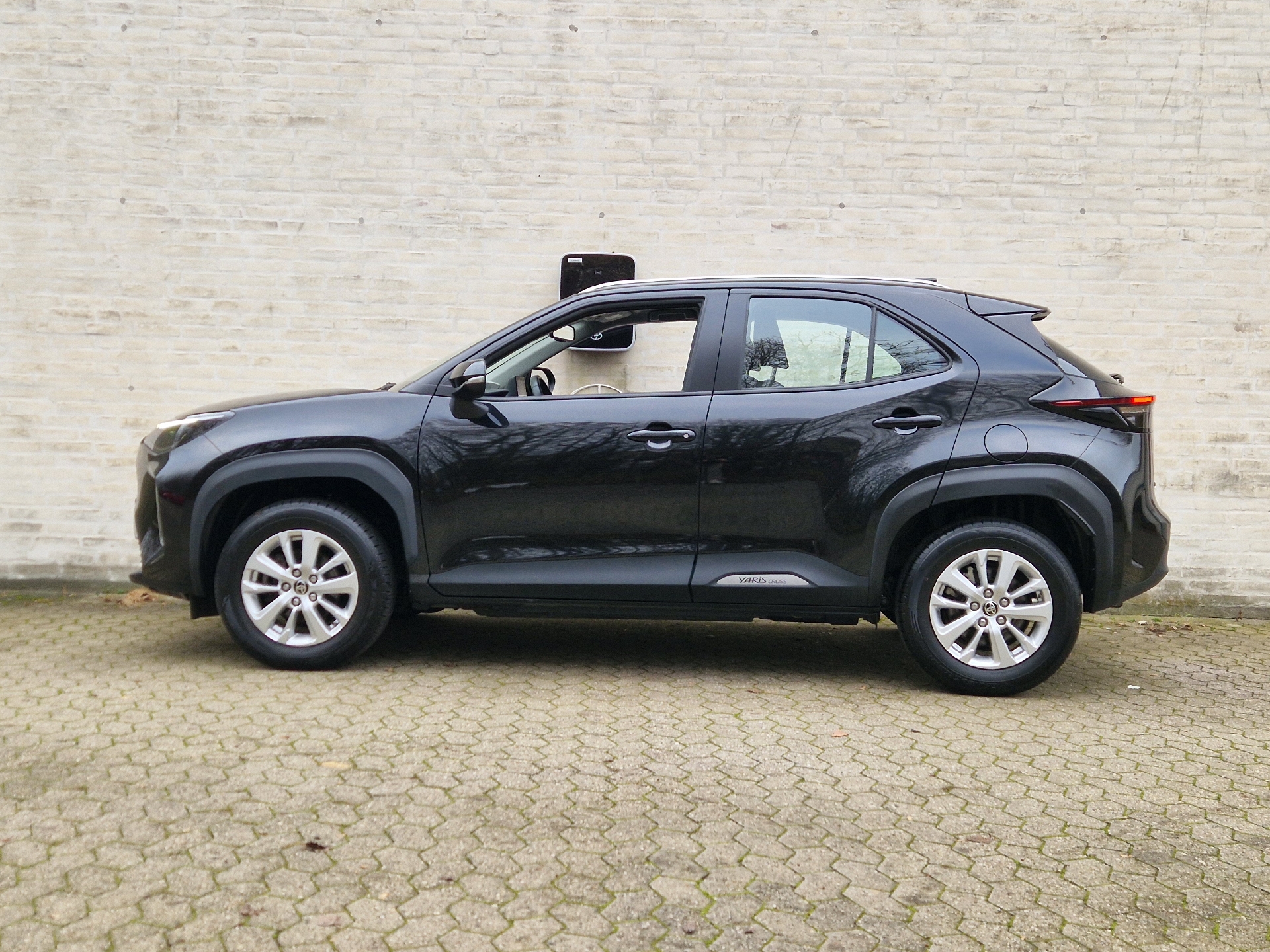 Billede af Toyota Yaris Cross 1,5 Hybrid Active 116HK 5d Trinl. Gear