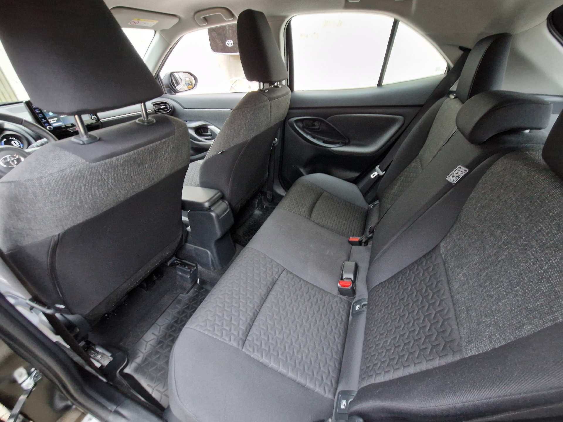 Billede af Toyota Yaris Cross 1,5 Hybrid Active 116HK 5d Trinl. Gear