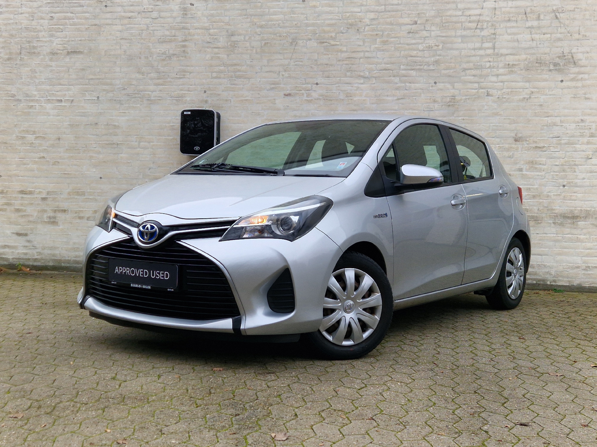 Billede af Toyota Yaris 1,5 Hybrid H2 E-CVT 100HK 5d Trinl. Gear