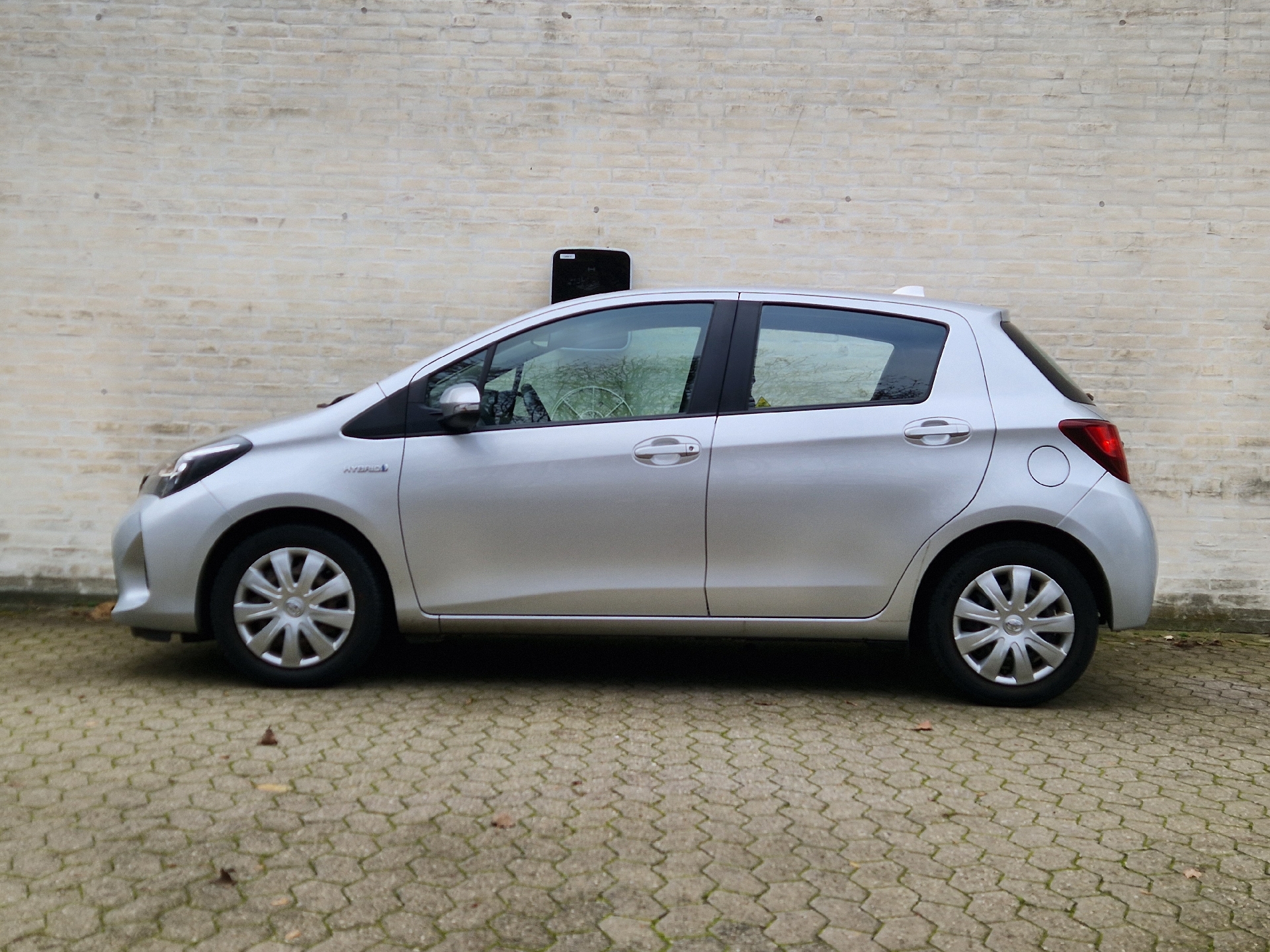 Billede af Toyota Yaris 1,5 Hybrid H2 E-CVT 100HK 5d Trinl. Gear