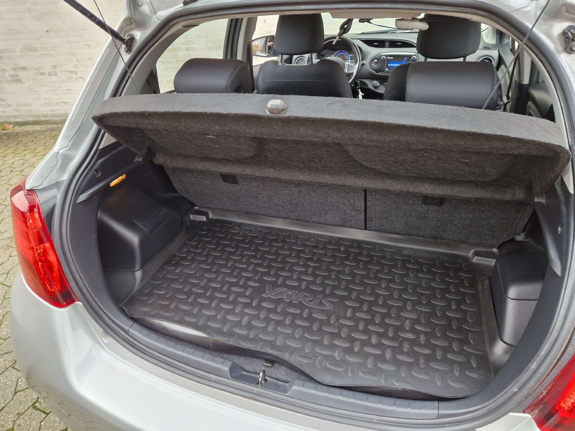 Billede af Toyota Yaris 1,5 Hybrid H2 E-CVT 100HK 5d Trinl. Gear