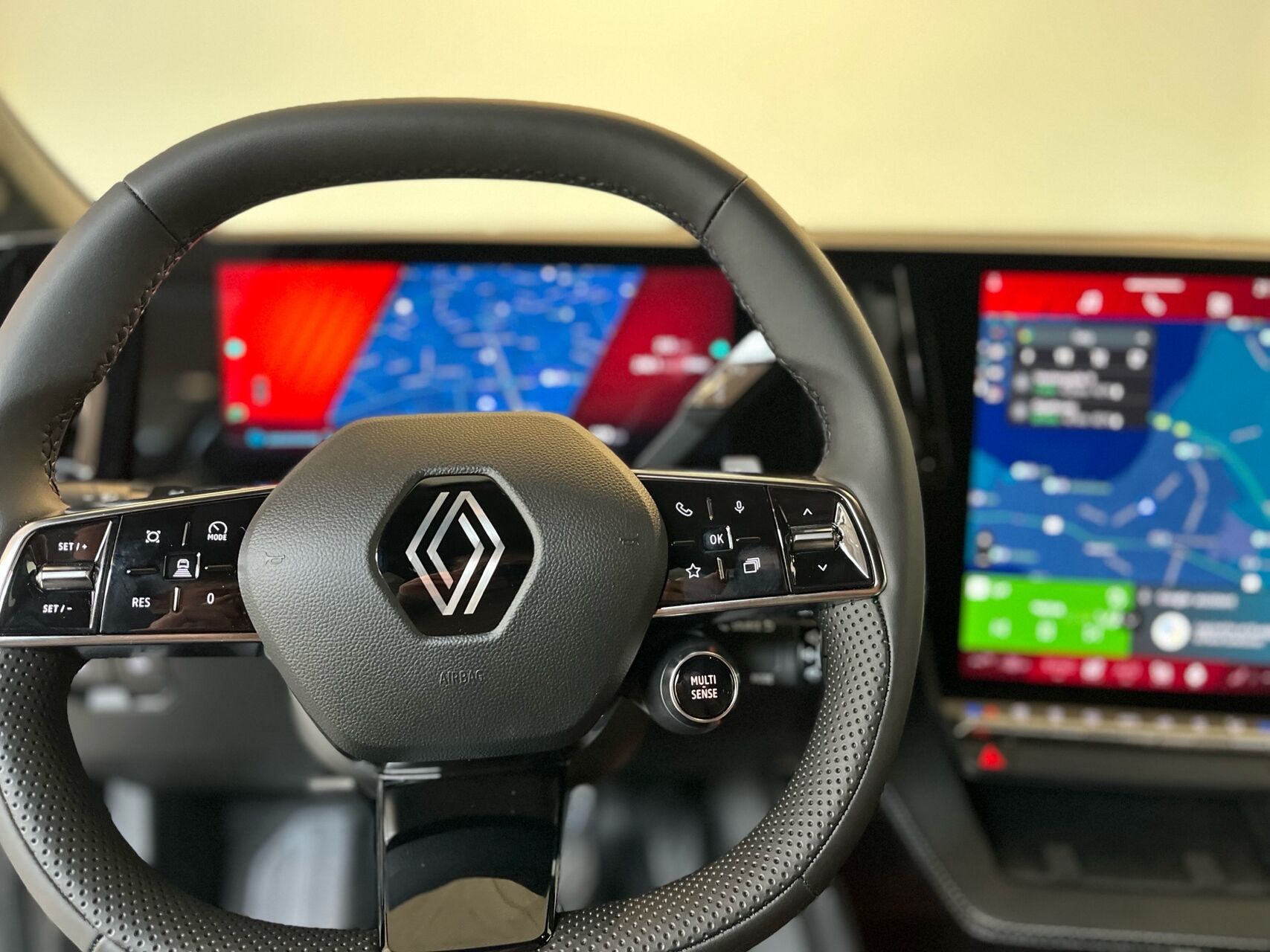 Billede af Renault Scénic E-TECH Iconic 220HK Aut.