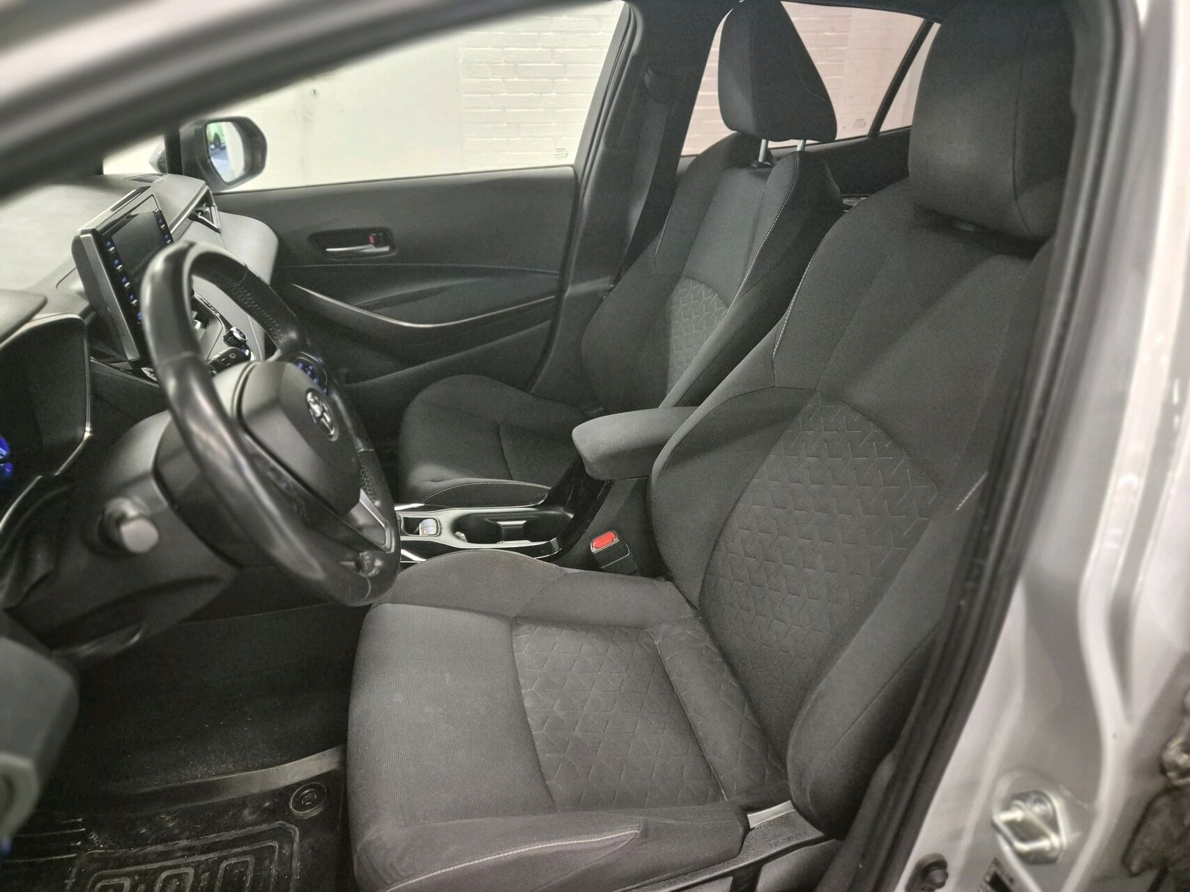 Billede af Toyota Corolla 1,8 Hybrid H3 Smart E-CVT 122HK 5d Trinl. Gear