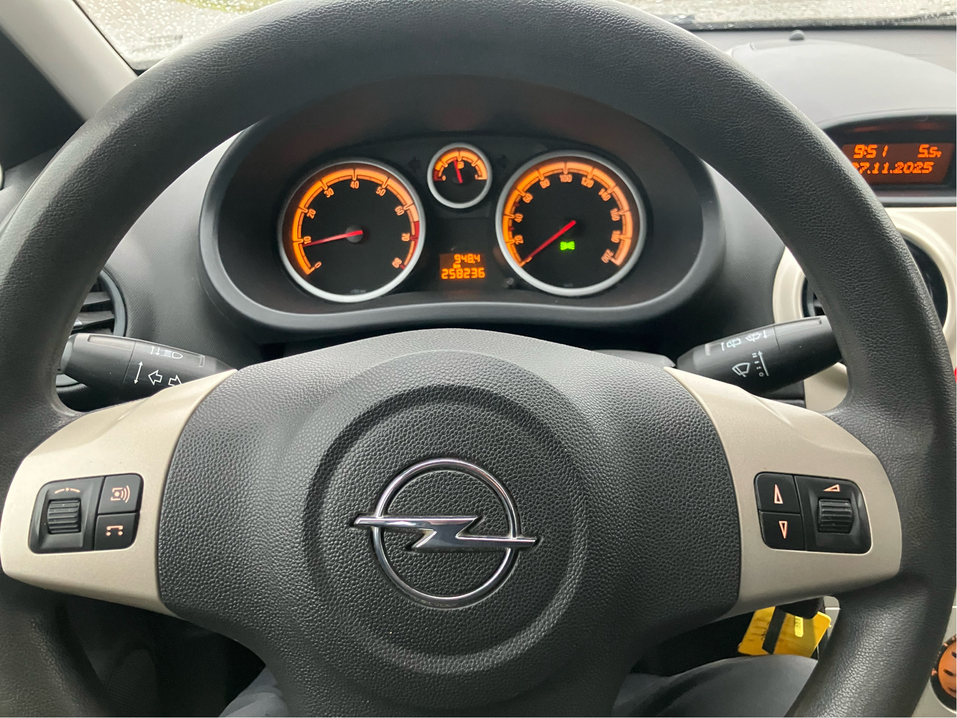 Billede af Opel Corsa 1,4 Twinport Sport 90HK 5d