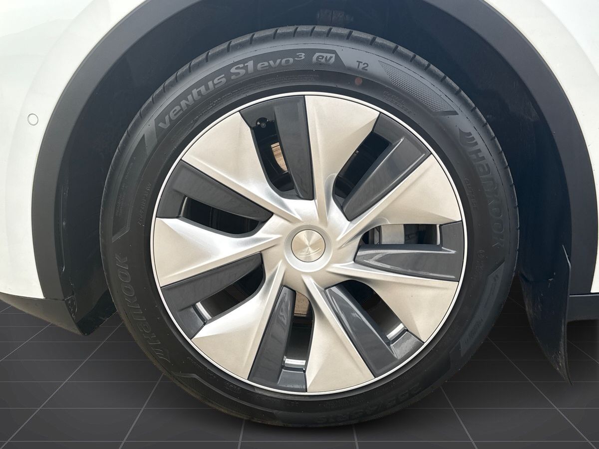 Billede af Tesla Model Y EL Long Range AWD 514HK 5d Aut.