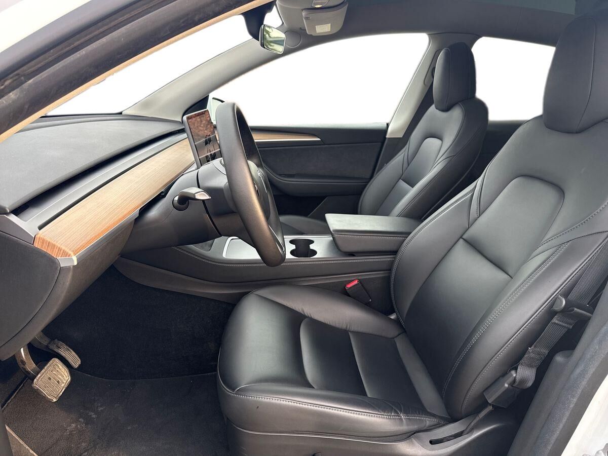 Billede af Tesla Model Y EL Long Range AWD 514HK 5d Aut.