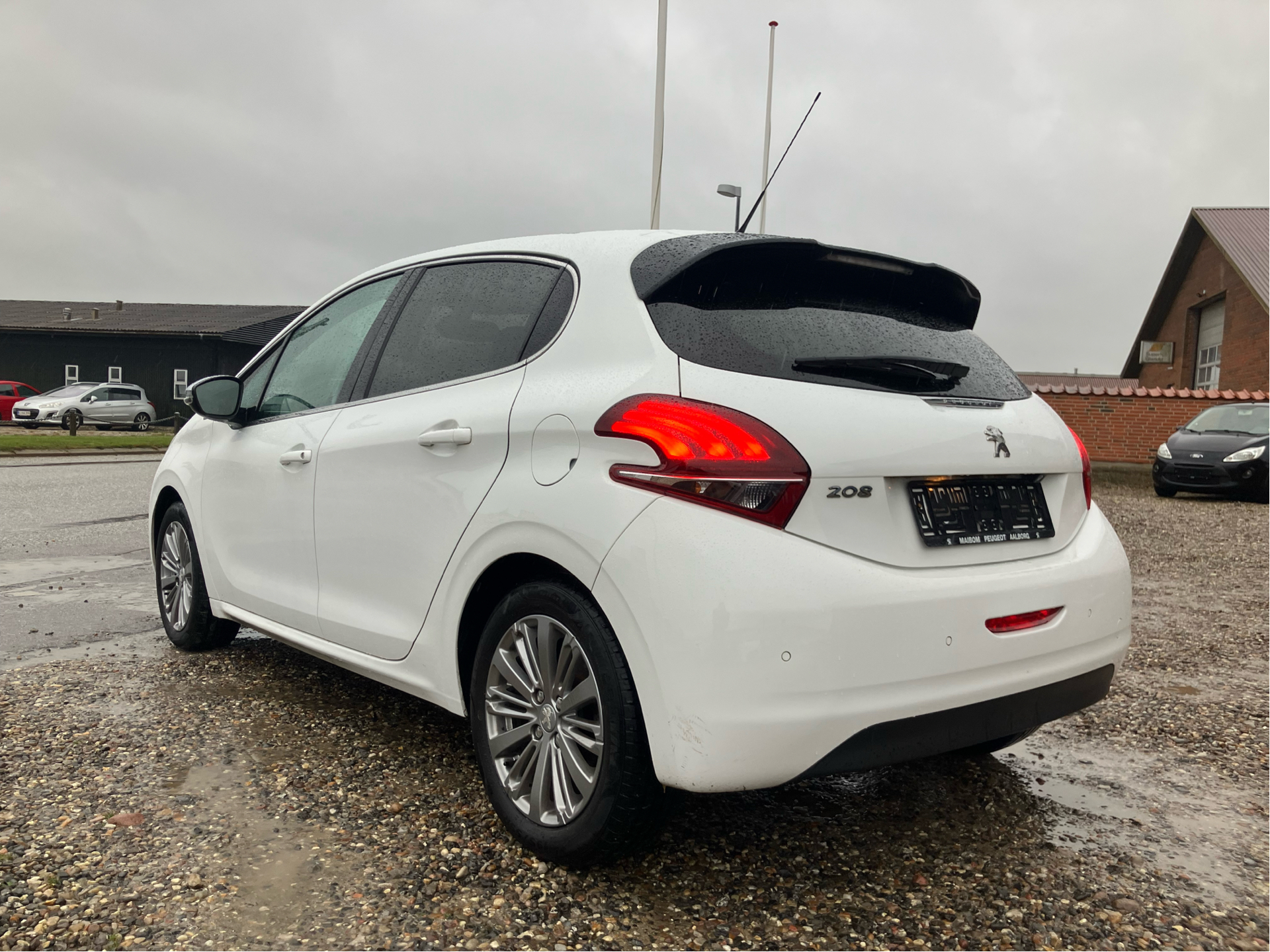 Billede af Peugeot 208 1,6 BlueHDi Desire Sky 100HK 5d