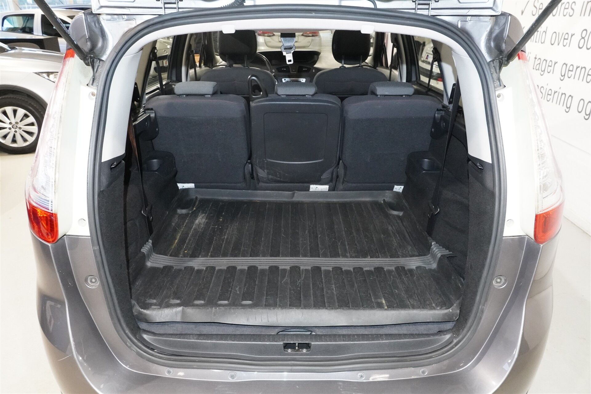 Billede af Renault Grand Scénic 7 pers. 1,6 16V Expression 110HK 6g