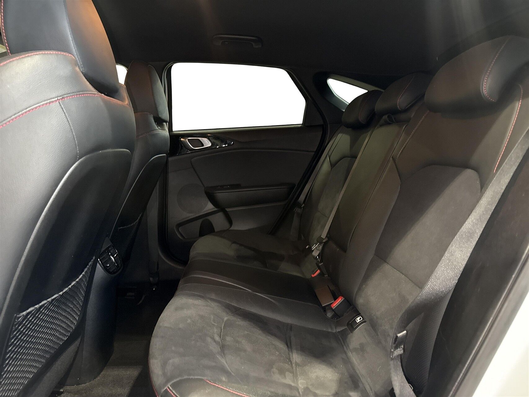 Billede af Kia ProCeed Shooting Brake 1,6 T-GDI GT DCT 204HK Stc 7g Aut.