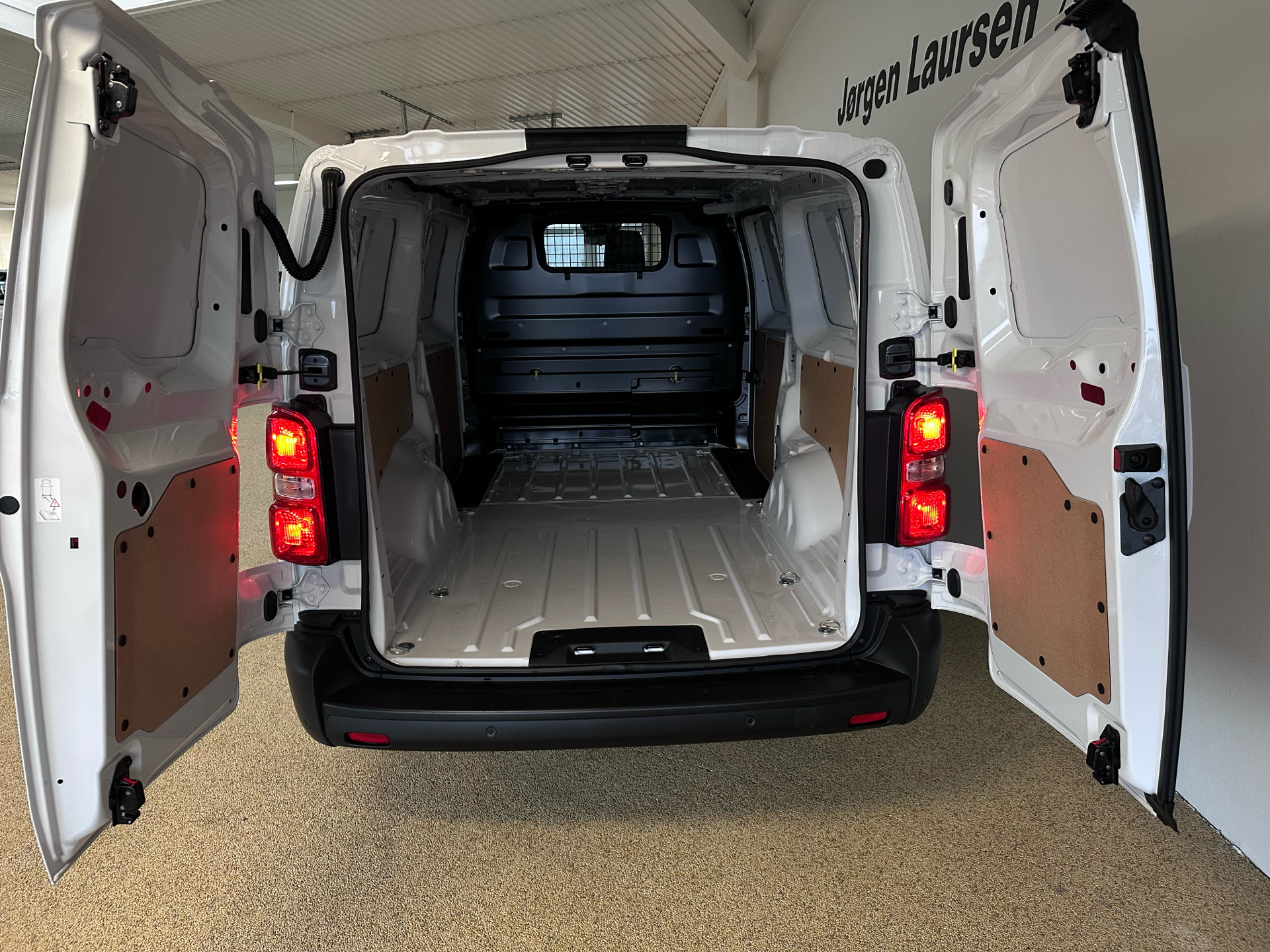 Billede af Toyota Proace Electric Long EL Comfort Master 136HK Van Aut. 