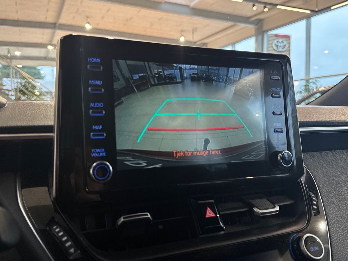 Billede af Toyota Corolla Touring Sports 1,8 Hybrid H3 Premium E-CVT 122HK Stc Trinl. Gear