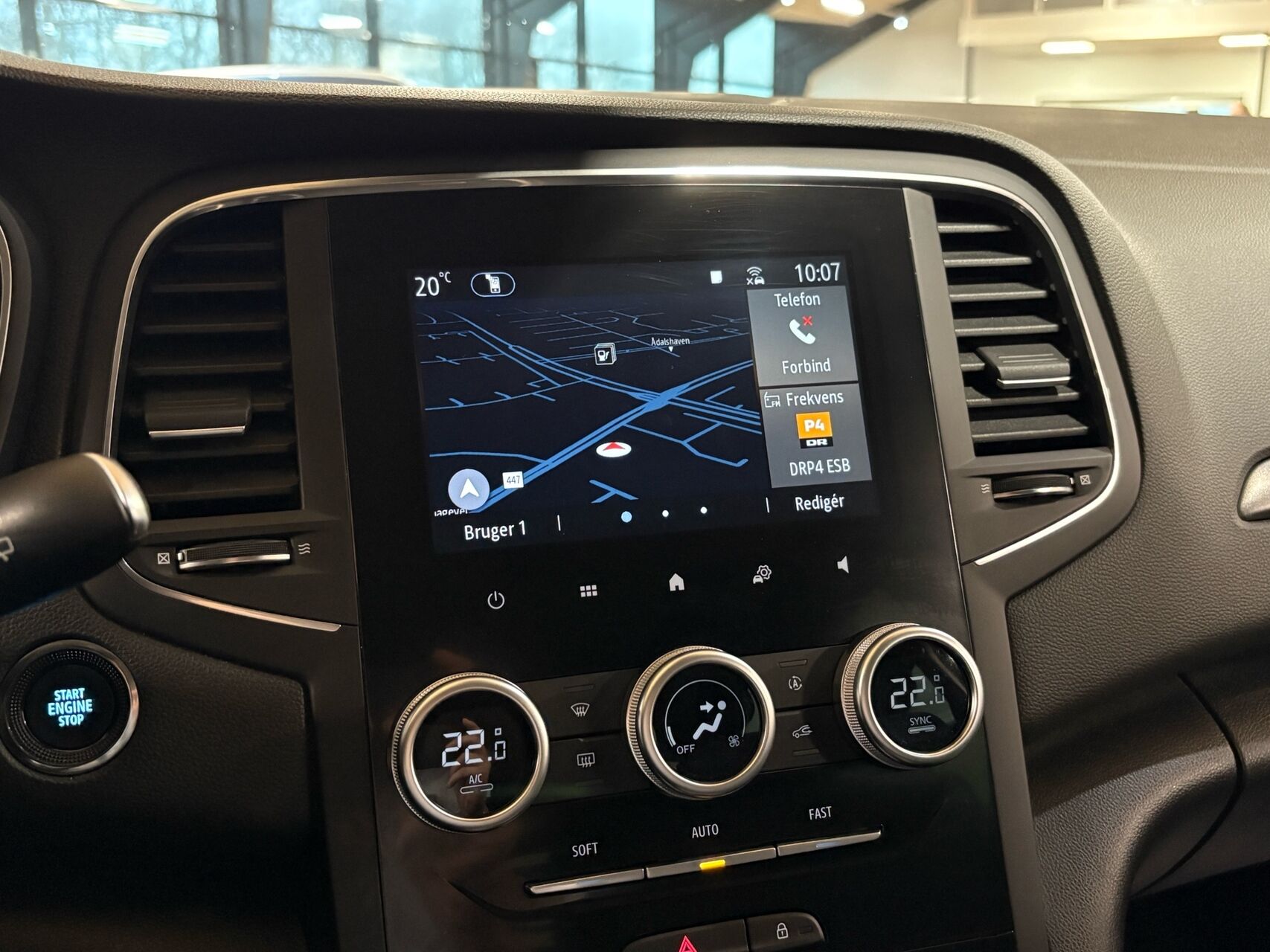 Billede af Renault Mégane Sport Tourer 1,6 E-TECH  Plugin-hybrid Zen 160HK Stc Aut.