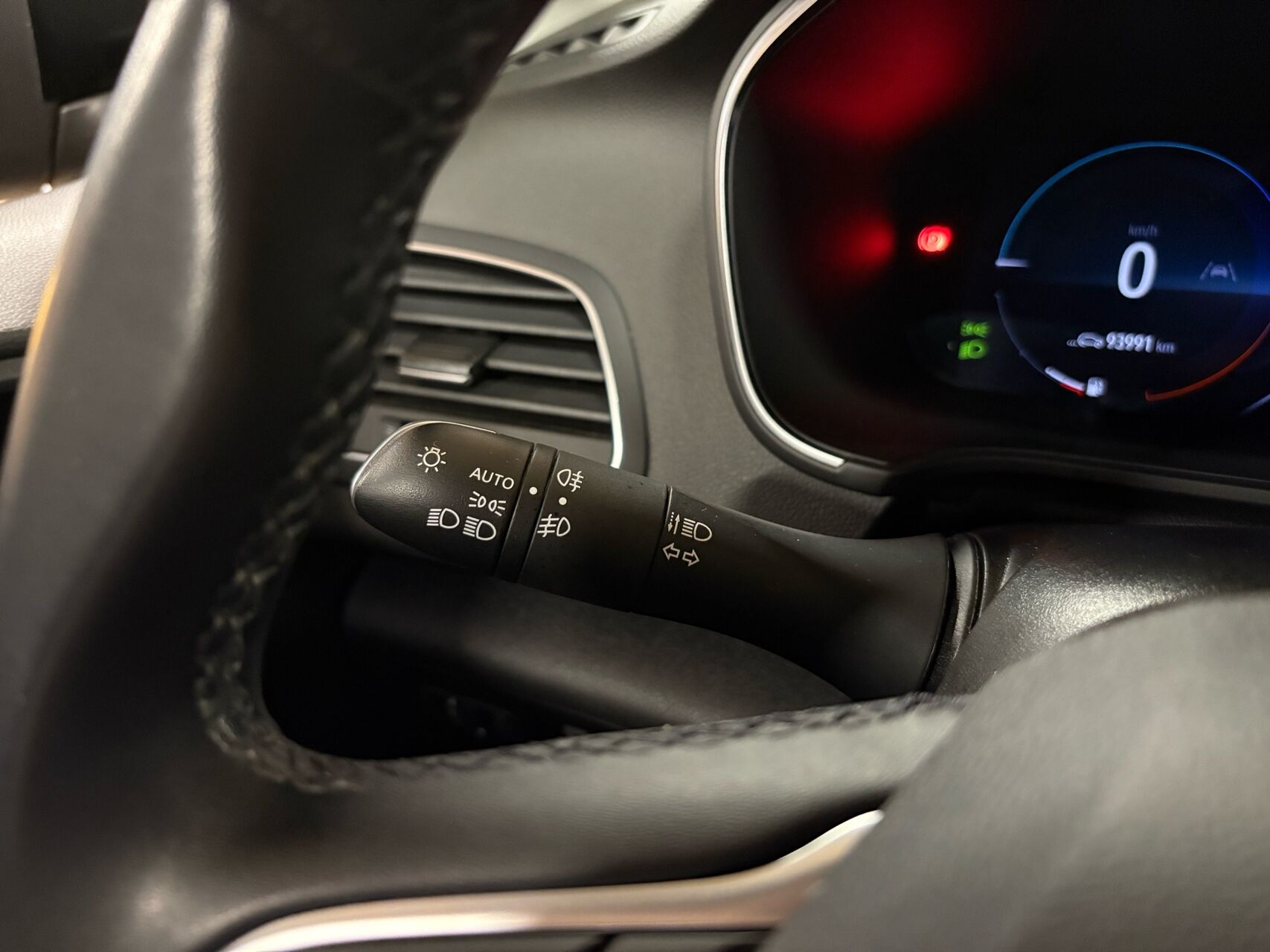 Billede af Renault Mégane Sport Tourer 1,6 E-TECH  Plugin-hybrid Zen 160HK Stc Aut.