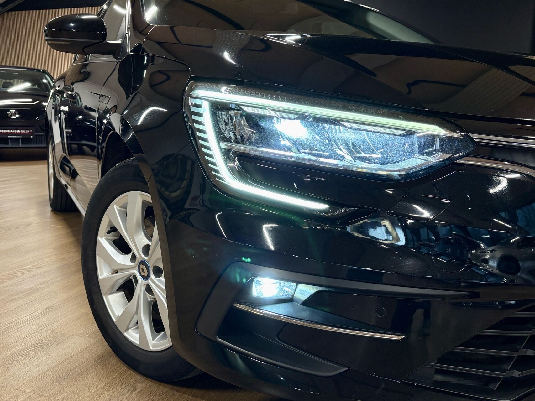 Billede af Renault Mégane Sport Tourer 1,6 E-TECH  Plugin-hybrid Zen 160HK Stc Aut.