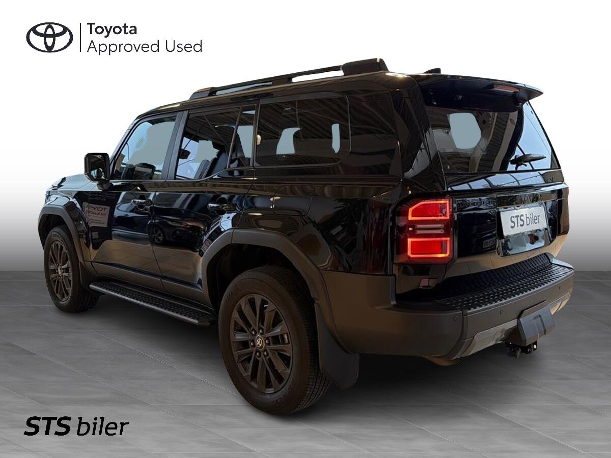 Billede af Toyota Landcruiser 250 5 pers. 2,8 D-4D T4 AWD 204HK 5d Aut.