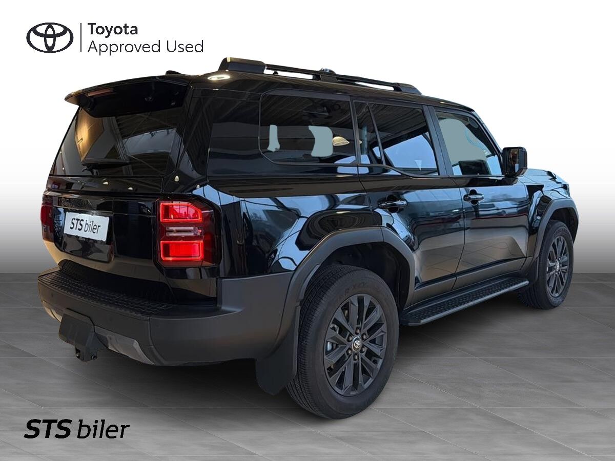 Billede af Toyota Landcruiser 250 5 pers. 2,8 D-4D T4 AWD 204HK 5d Aut.