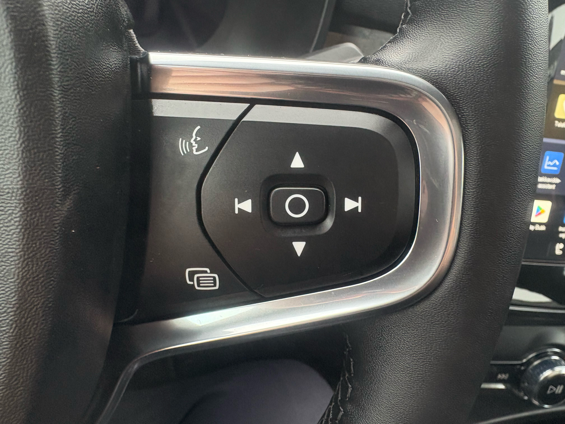 Billede af Volvo C40 Recharge Extended Range Ultimate 4WD 408HK 5d Aut.