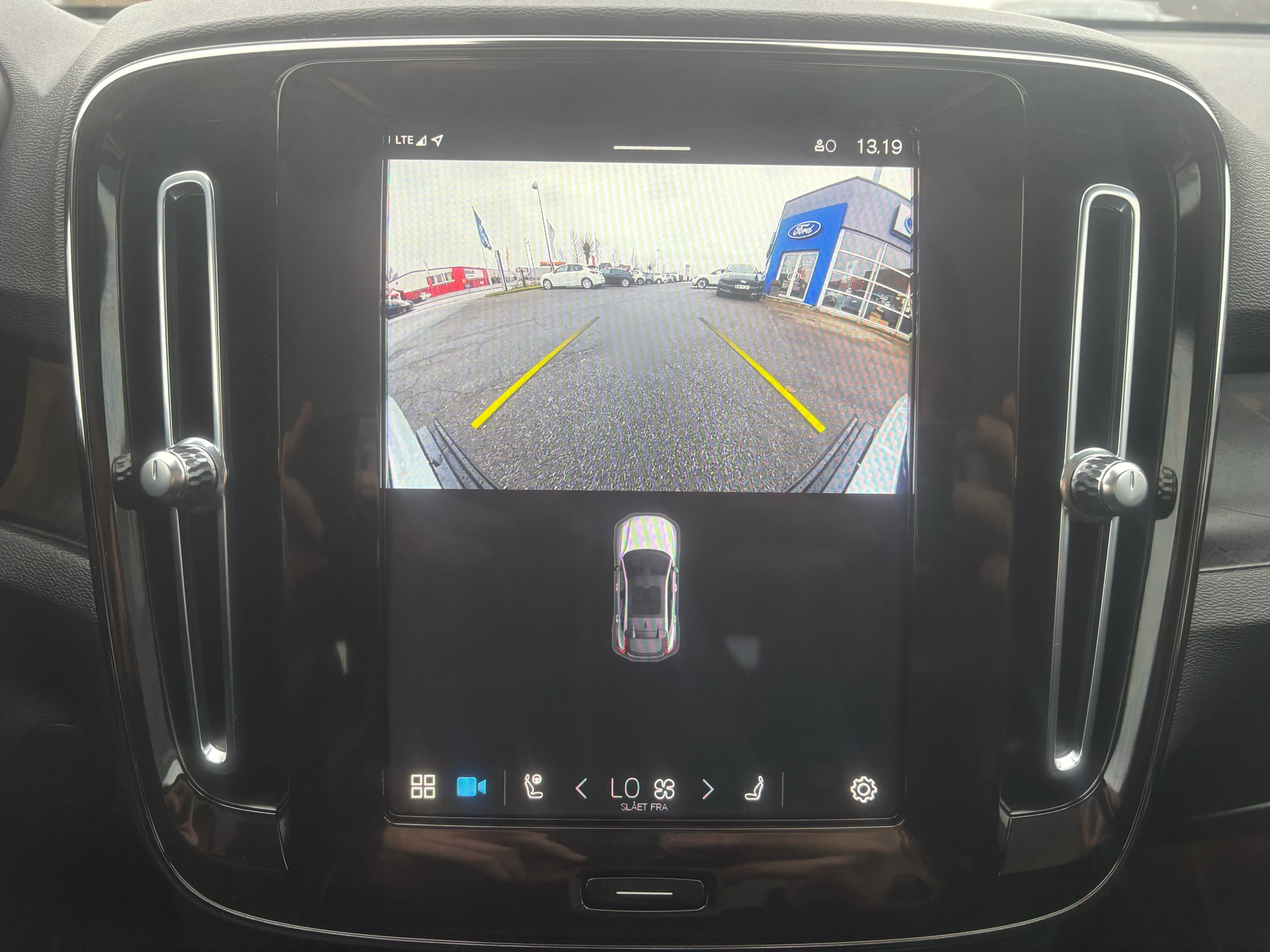 Billede af Volvo C40 Recharge Extended Range Ultimate 4WD 408HK 5d Aut.