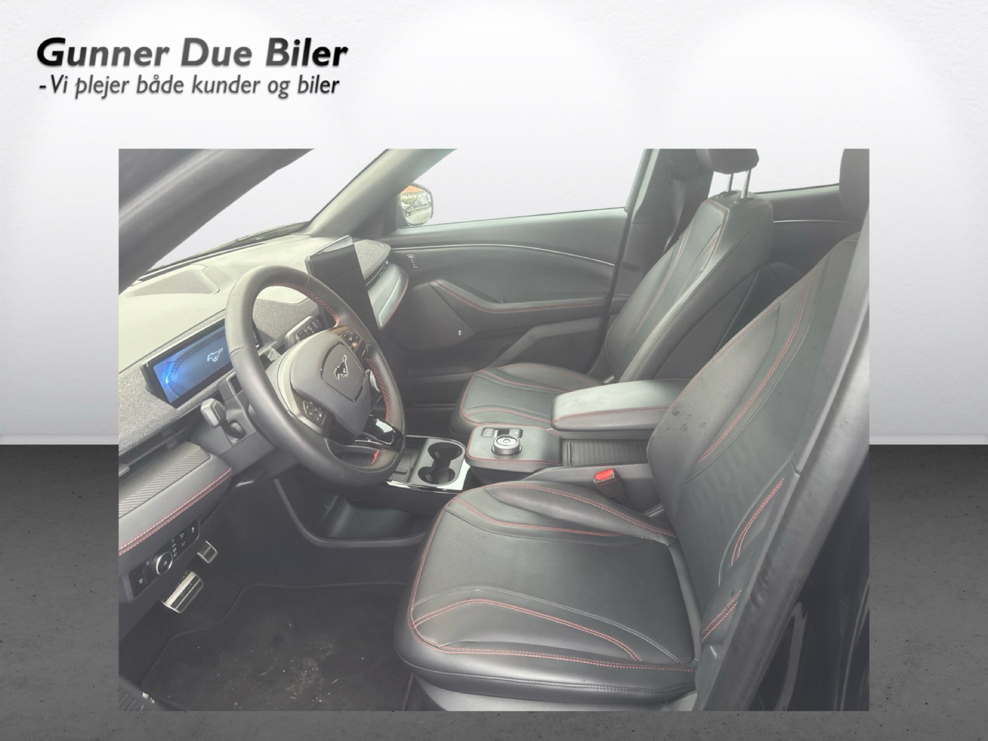 Billede af Ford Mustang Mach-E EL UR Premium AWD 351HK 5d Aut.