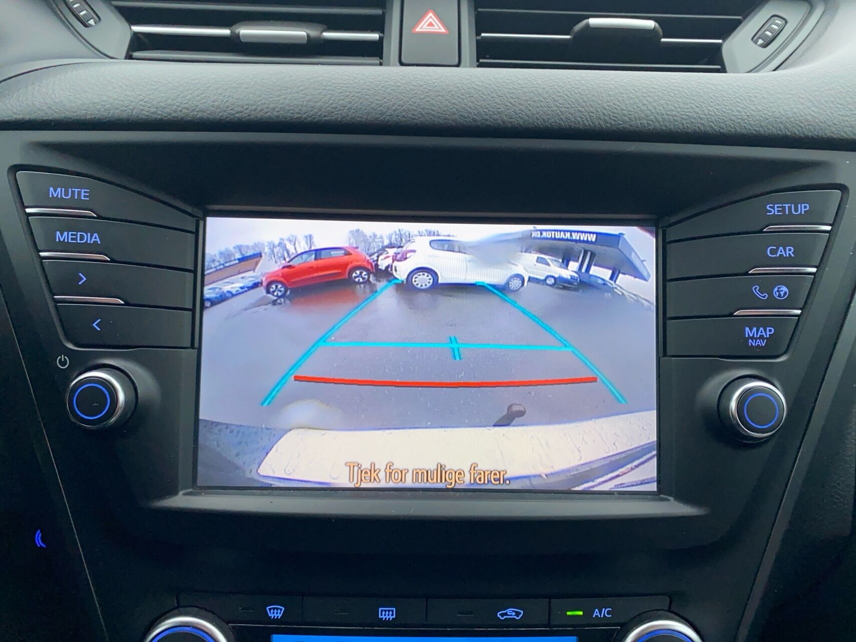 Billede af Toyota Avensis Touring Sports 2,0 D-4D T2 143HK Stc 6g