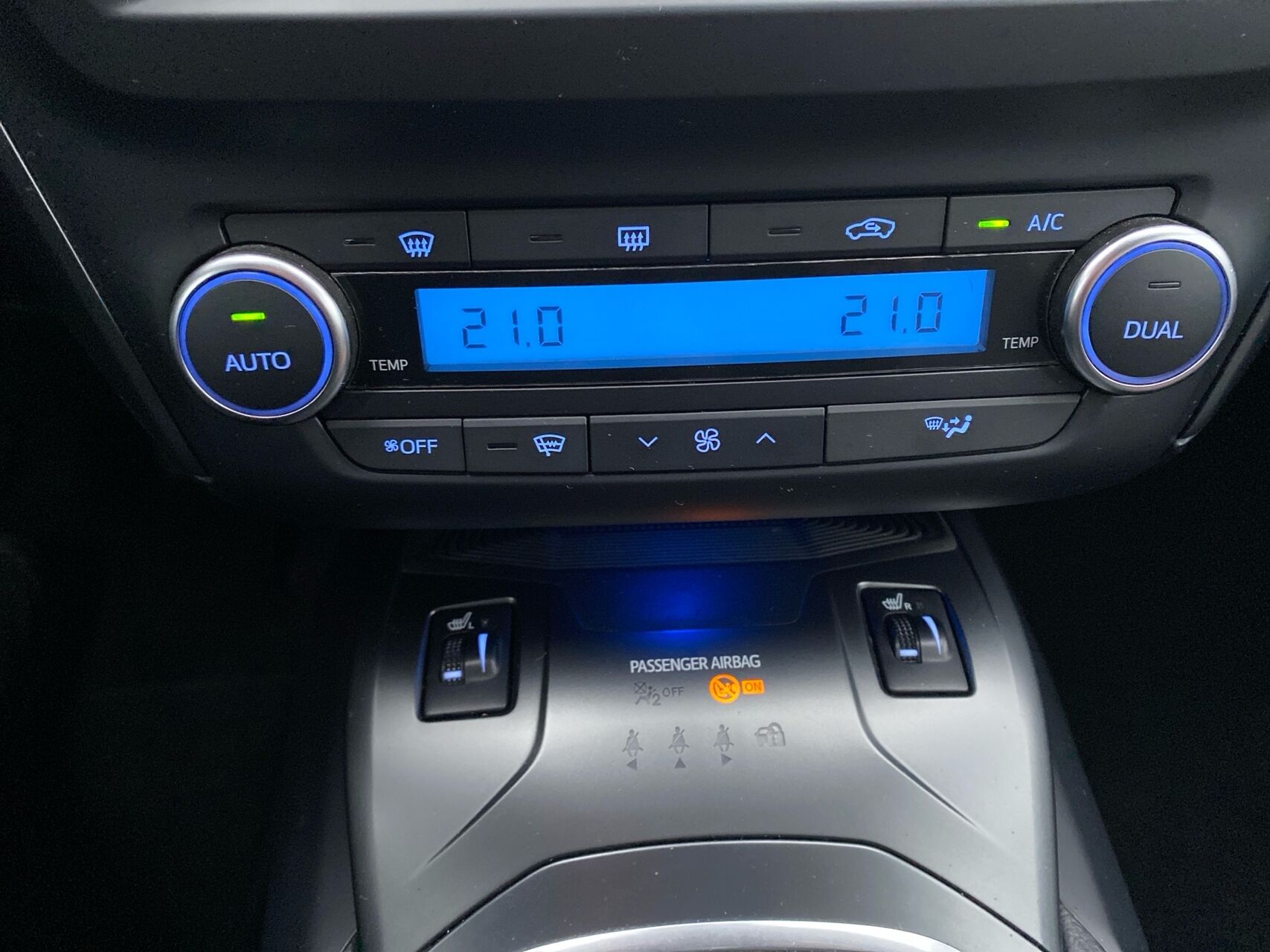 Billede af Toyota Avensis Touring Sports 2,0 D-4D T2 143HK Stc 6g