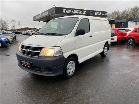 Toyota HiAce Lang 2,5 D-4D 95HK Van
